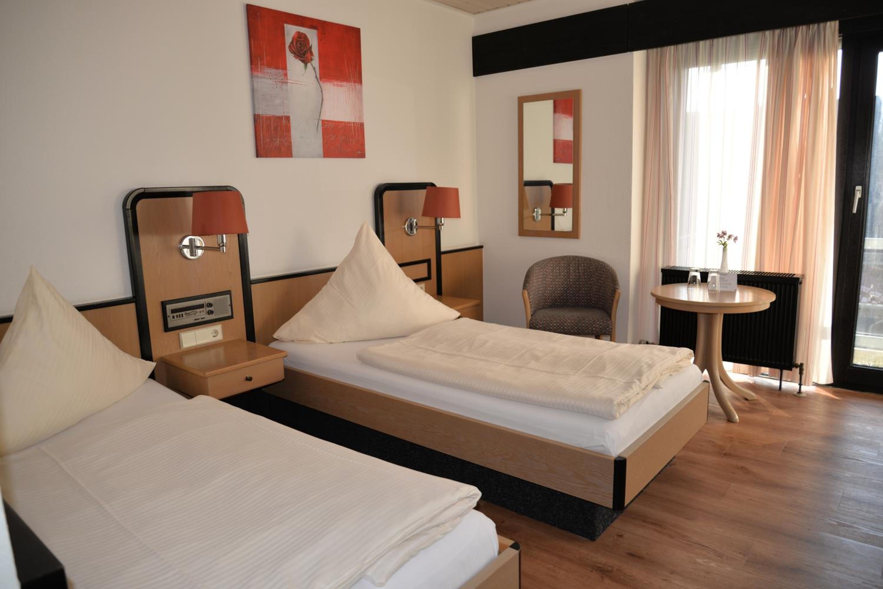 Standard Double Room - Photo 1