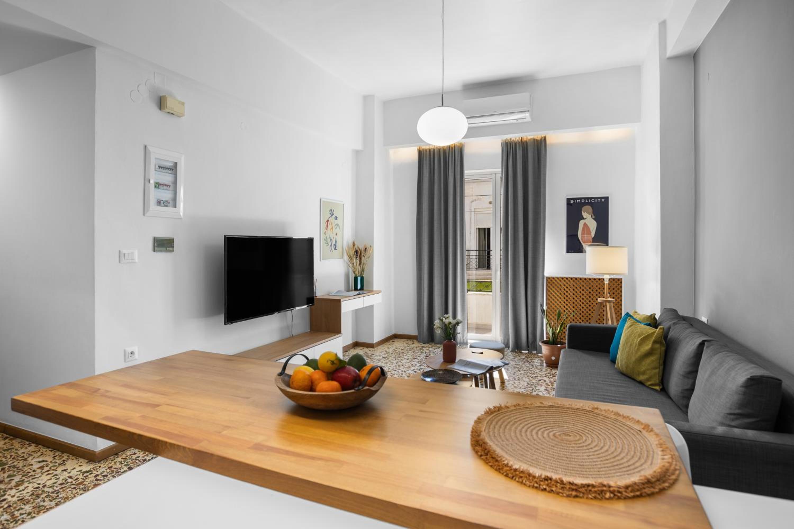 One-Bedroom Apartment