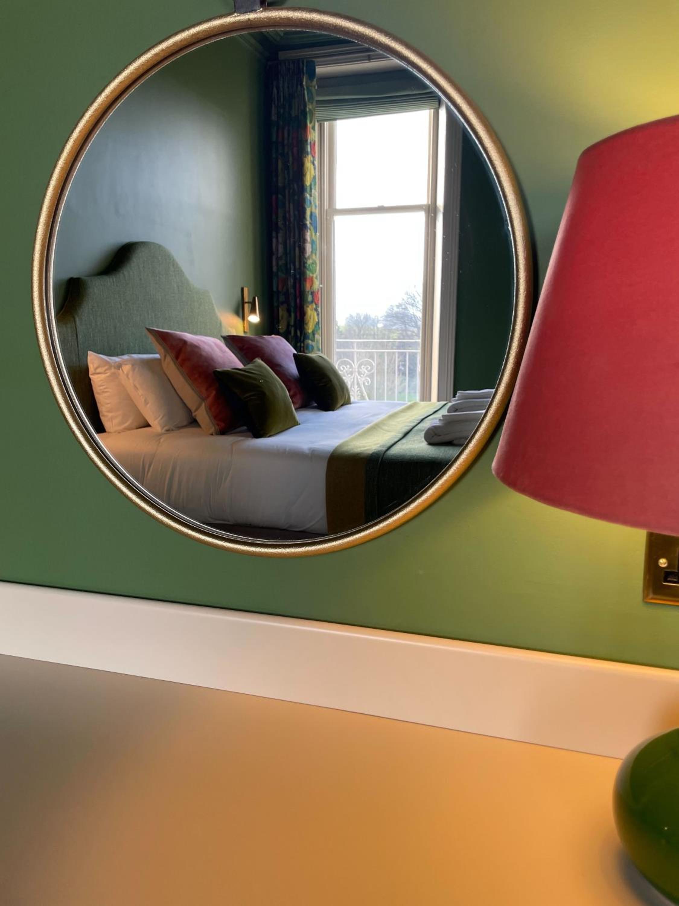 Suite with Mountain View