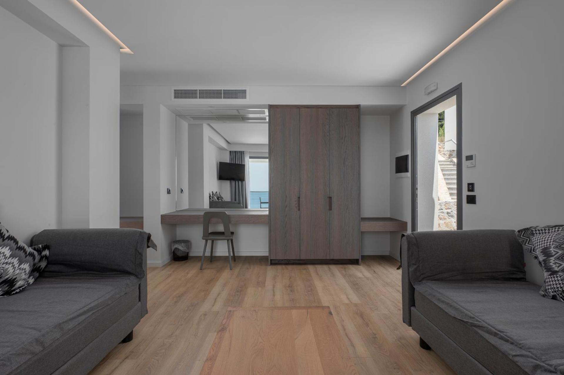 Junior Suite Panoramic Sea View photo 2