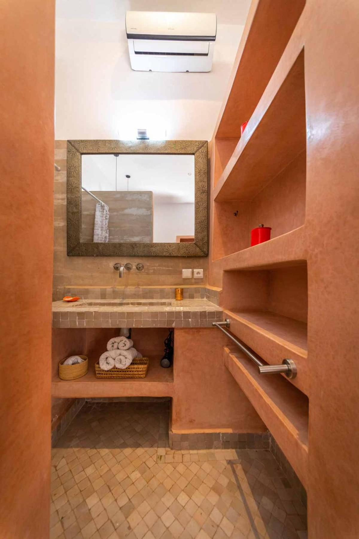 Deluxe Triple Room - Photo 4