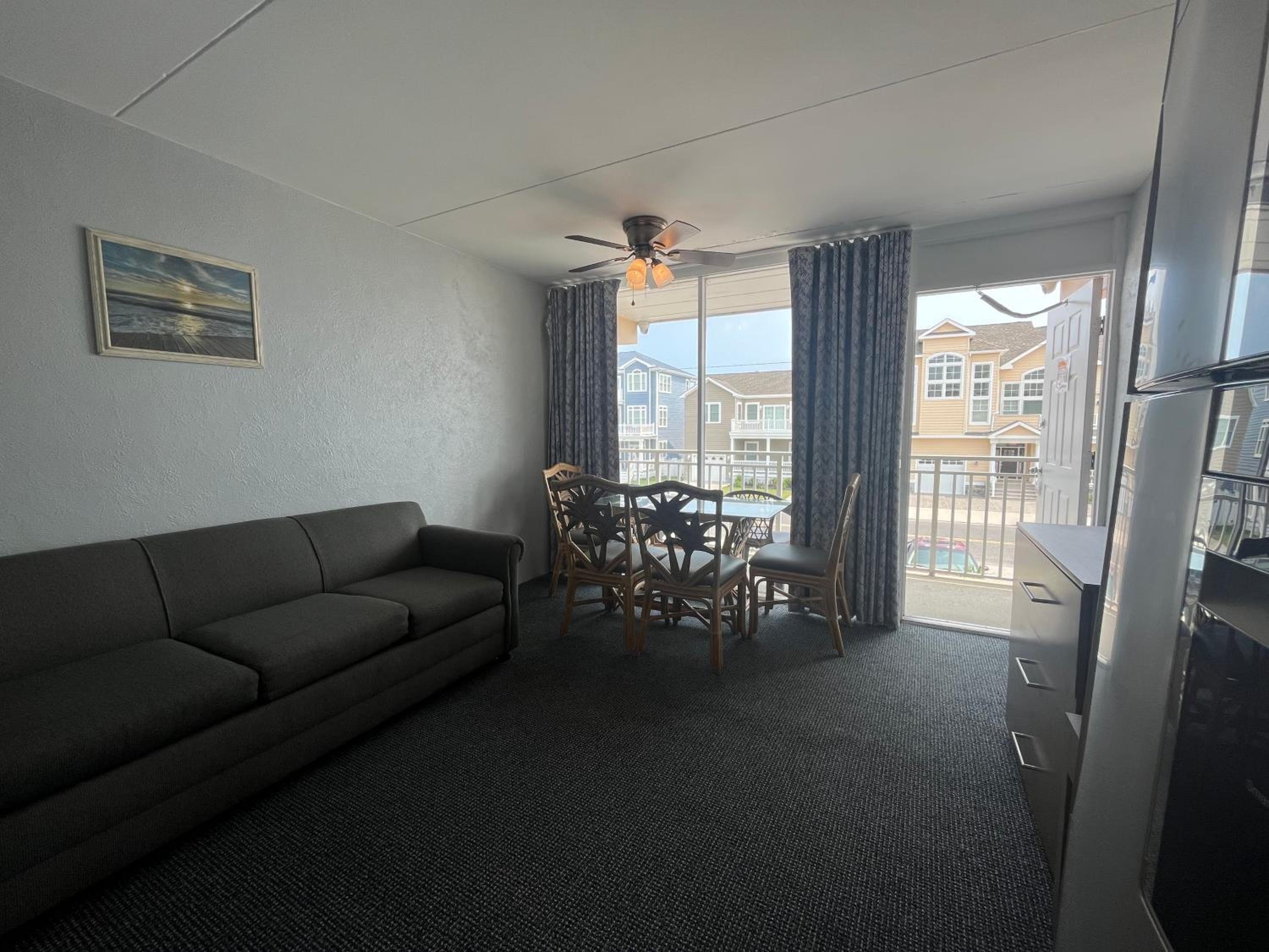 Suite with Garden View photo 3