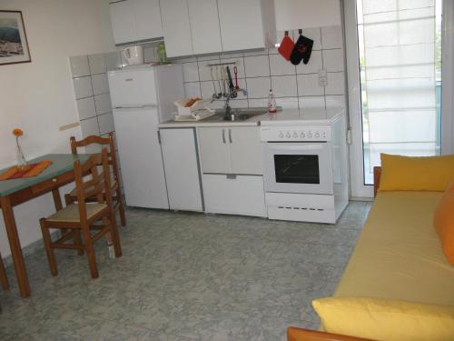 Apartment (4 Adults) photo 1