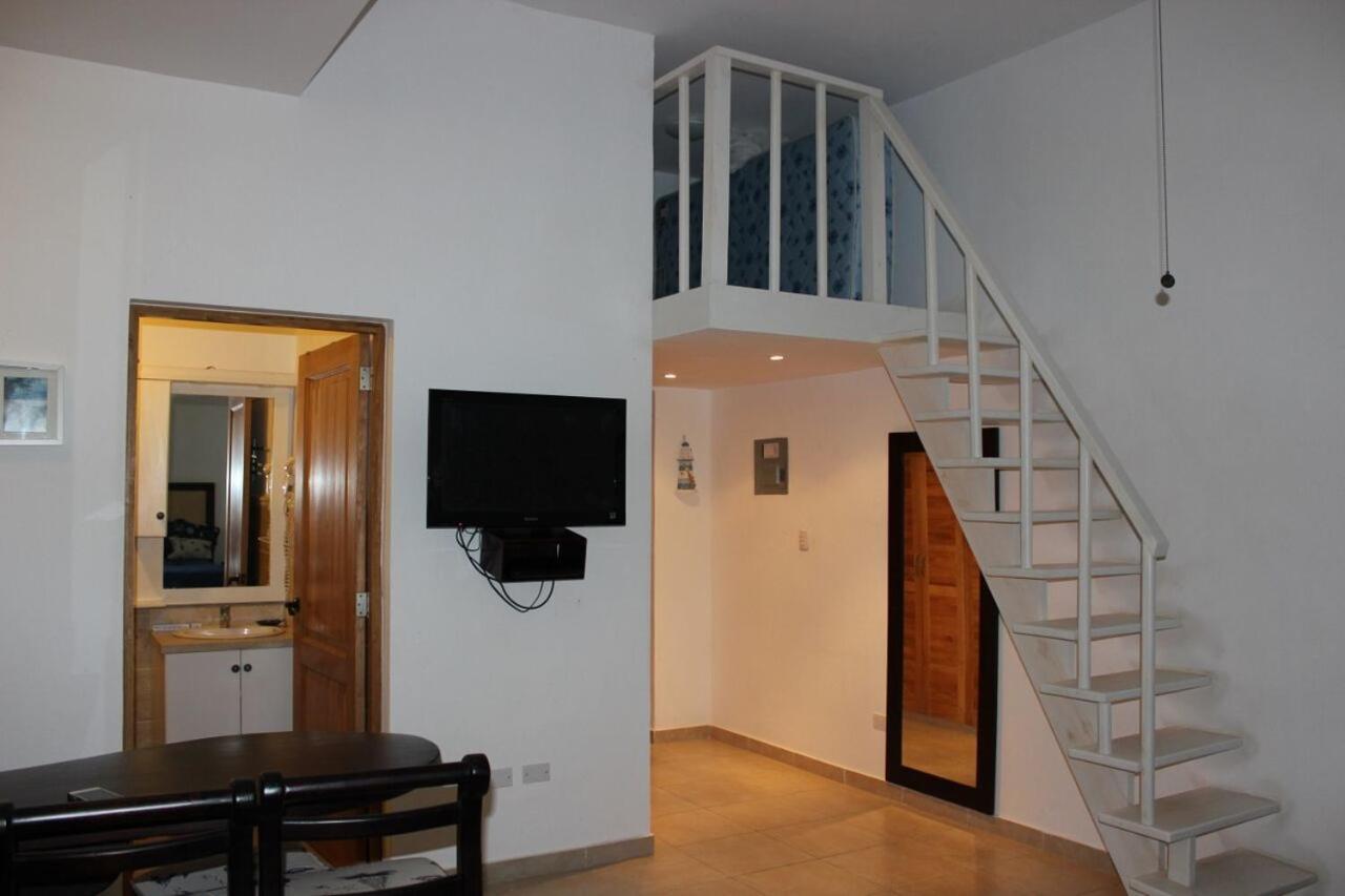 Superior Studio