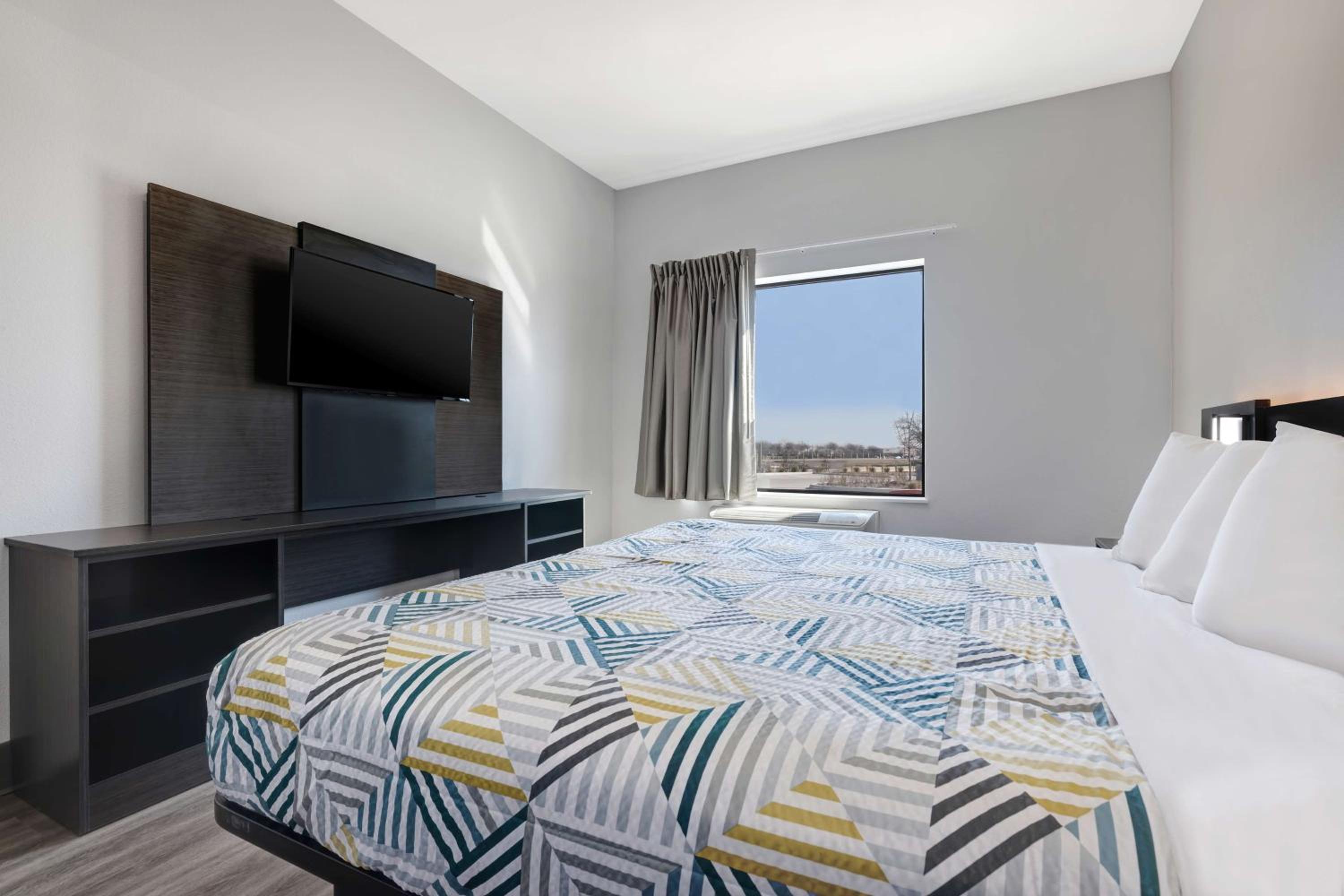 King Room - Disability Access - Photo 1