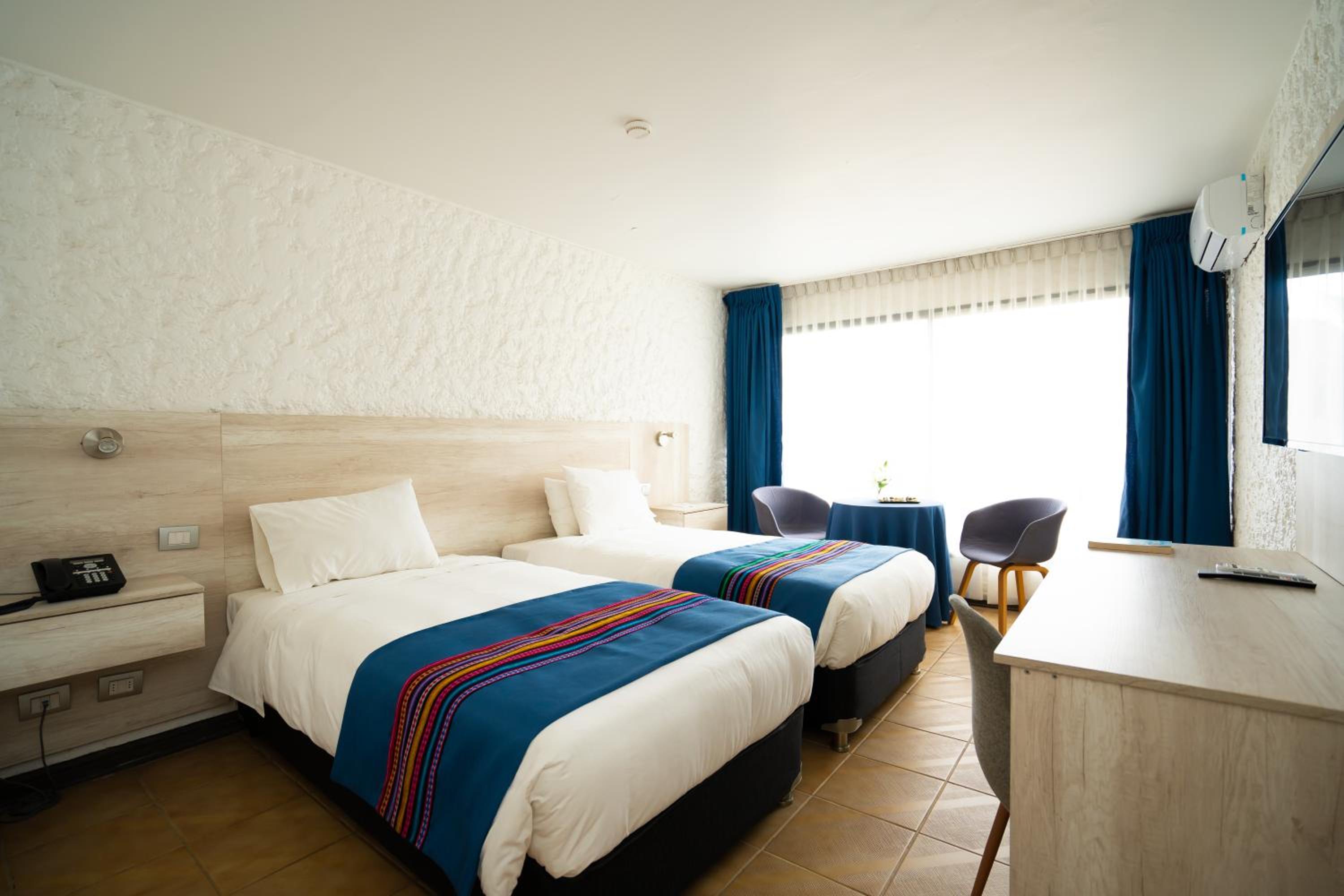 Standard Twin Room - Photo 1