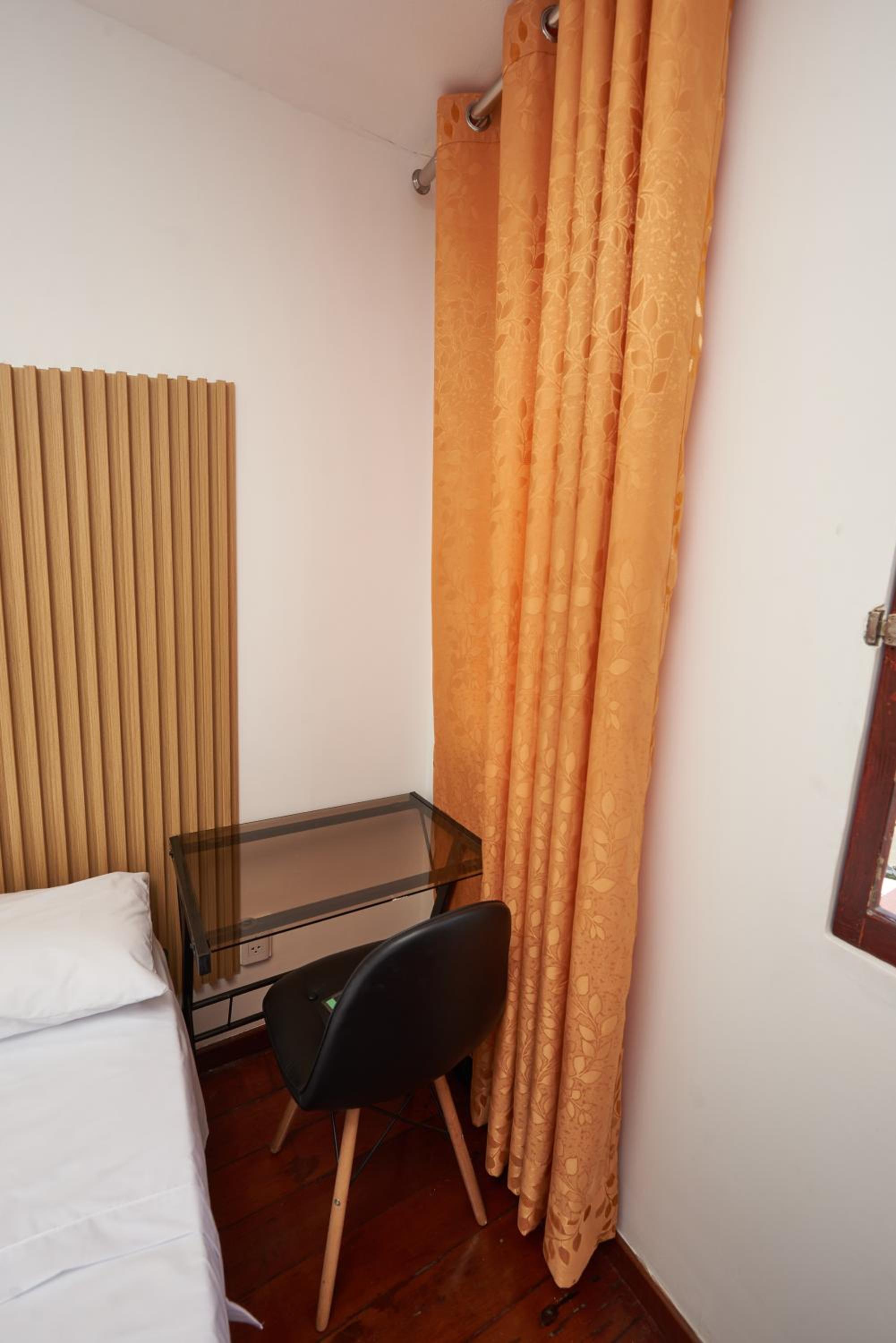 Double Room - Photo 4