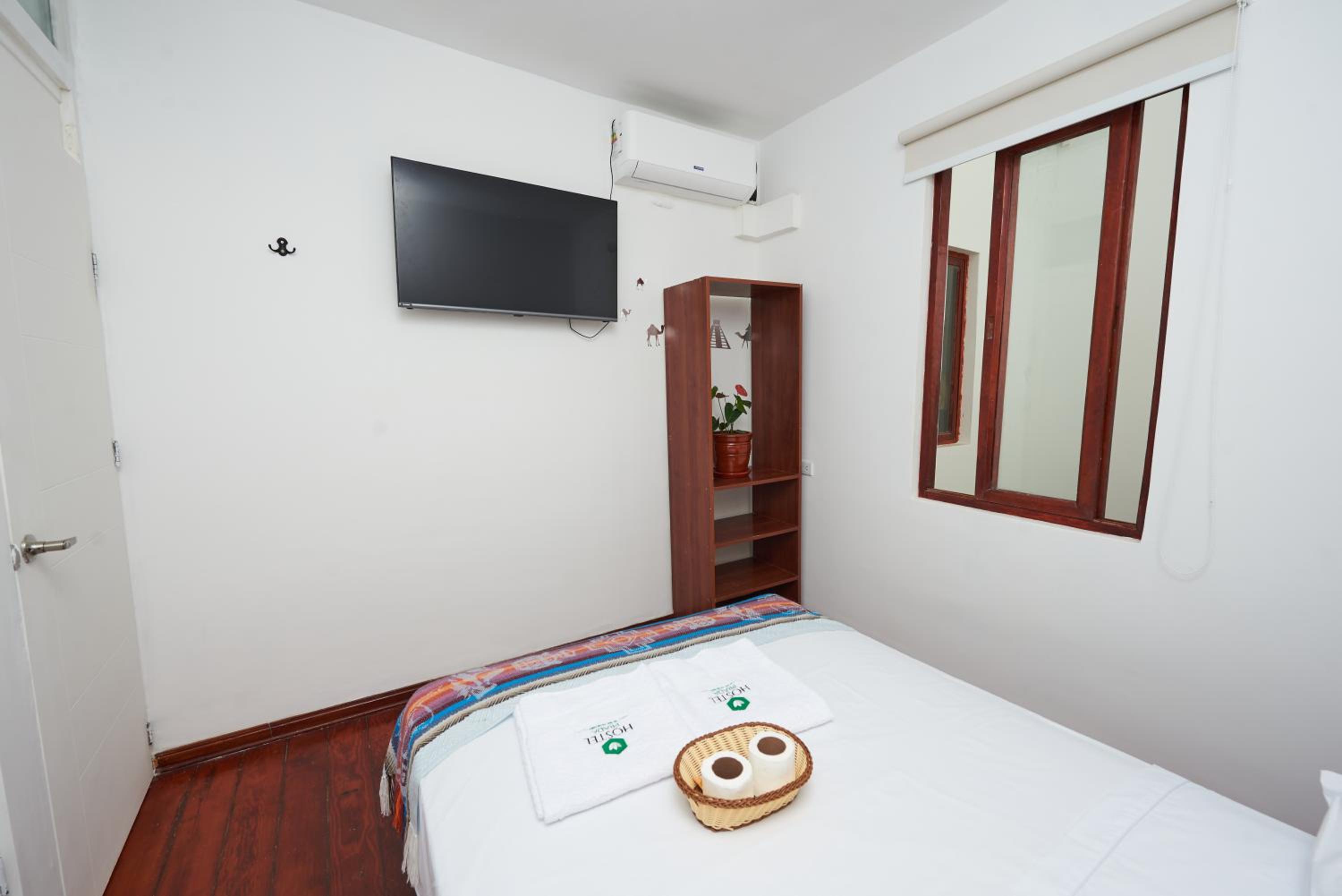 Deluxe Double Room with Shower photo 1