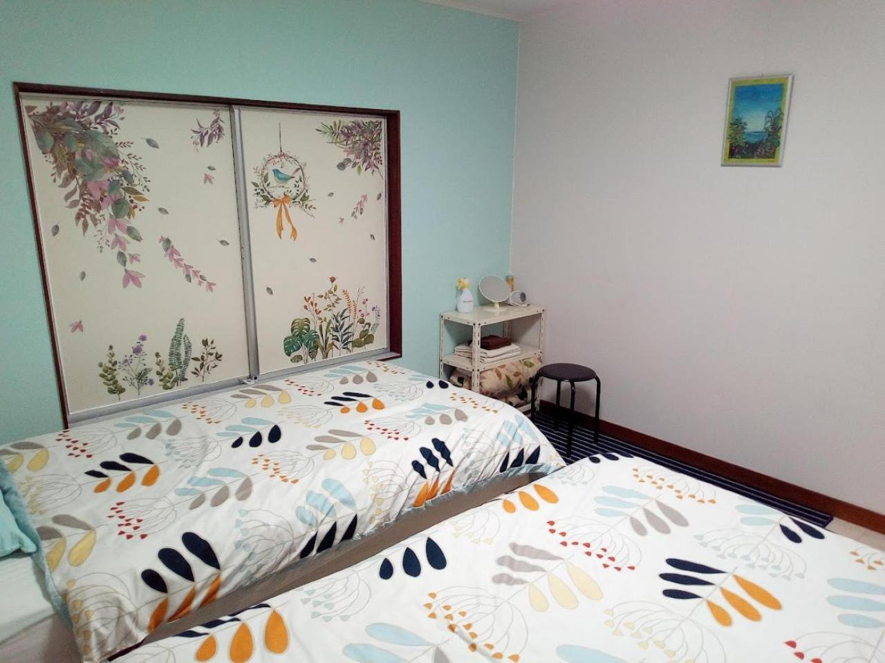 Budget Double Room - Photo 7