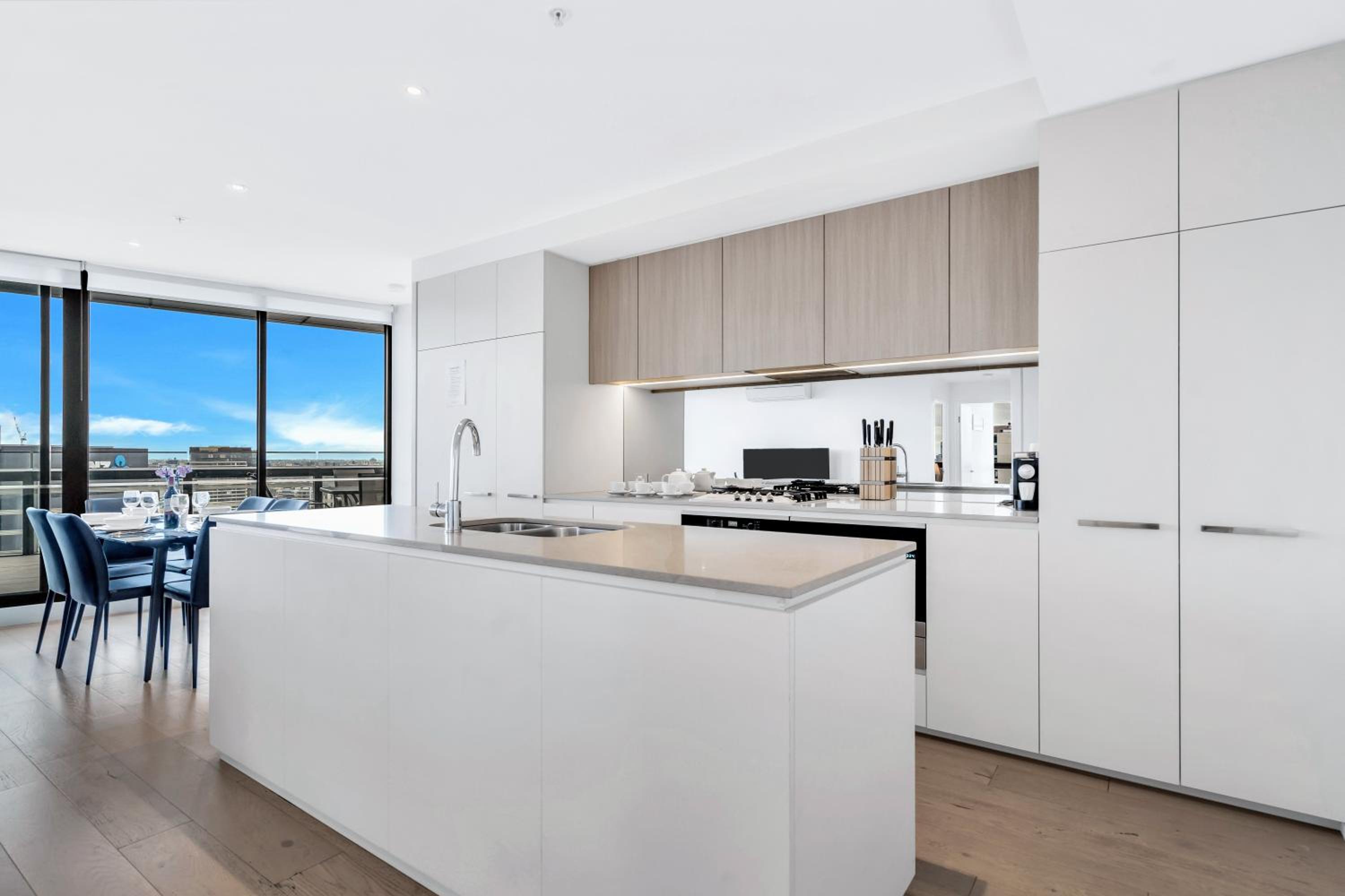 Platinum Sub Penthouse Collection - Photo 16