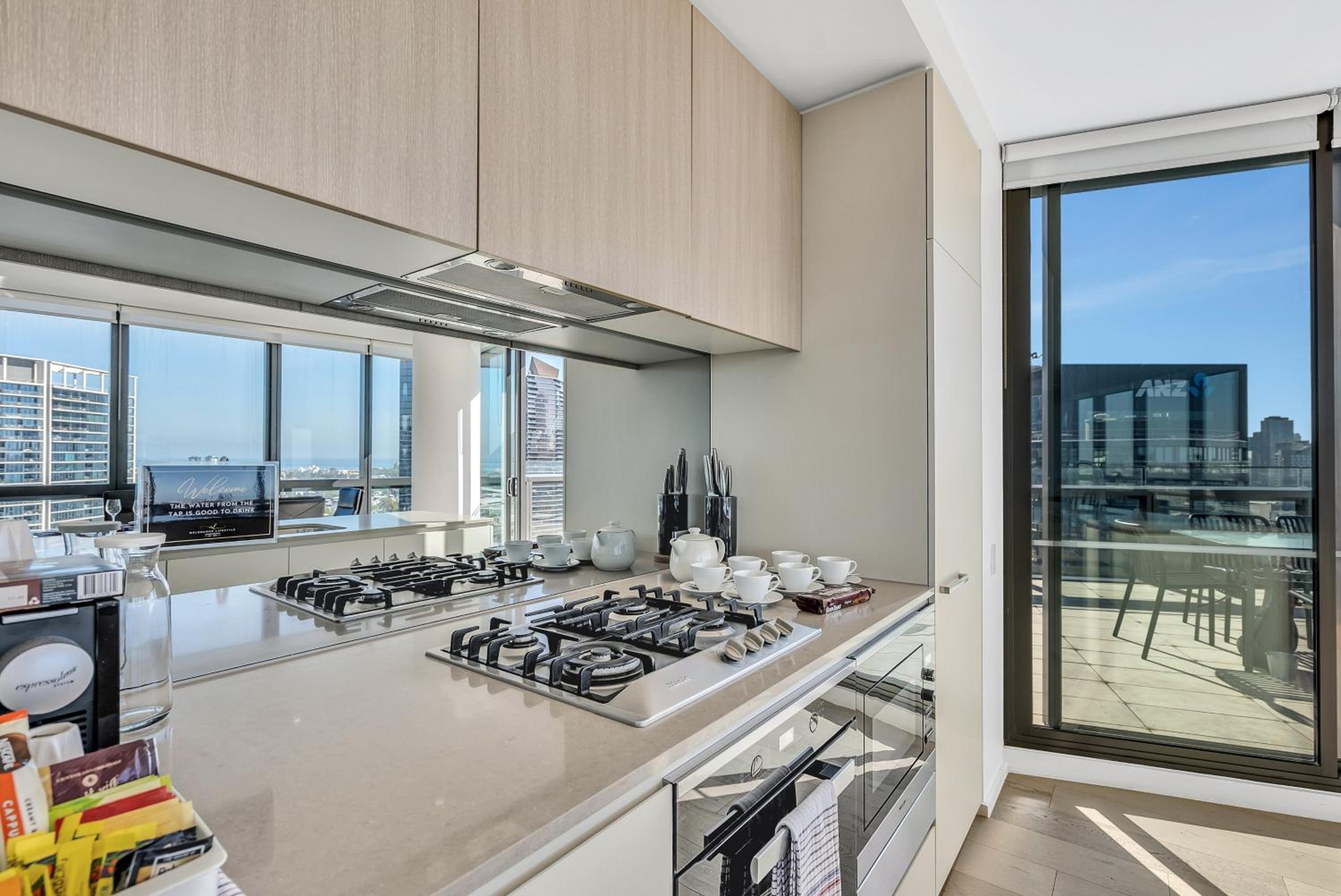 Platinum Sub Penthouse Collection - Photo 3