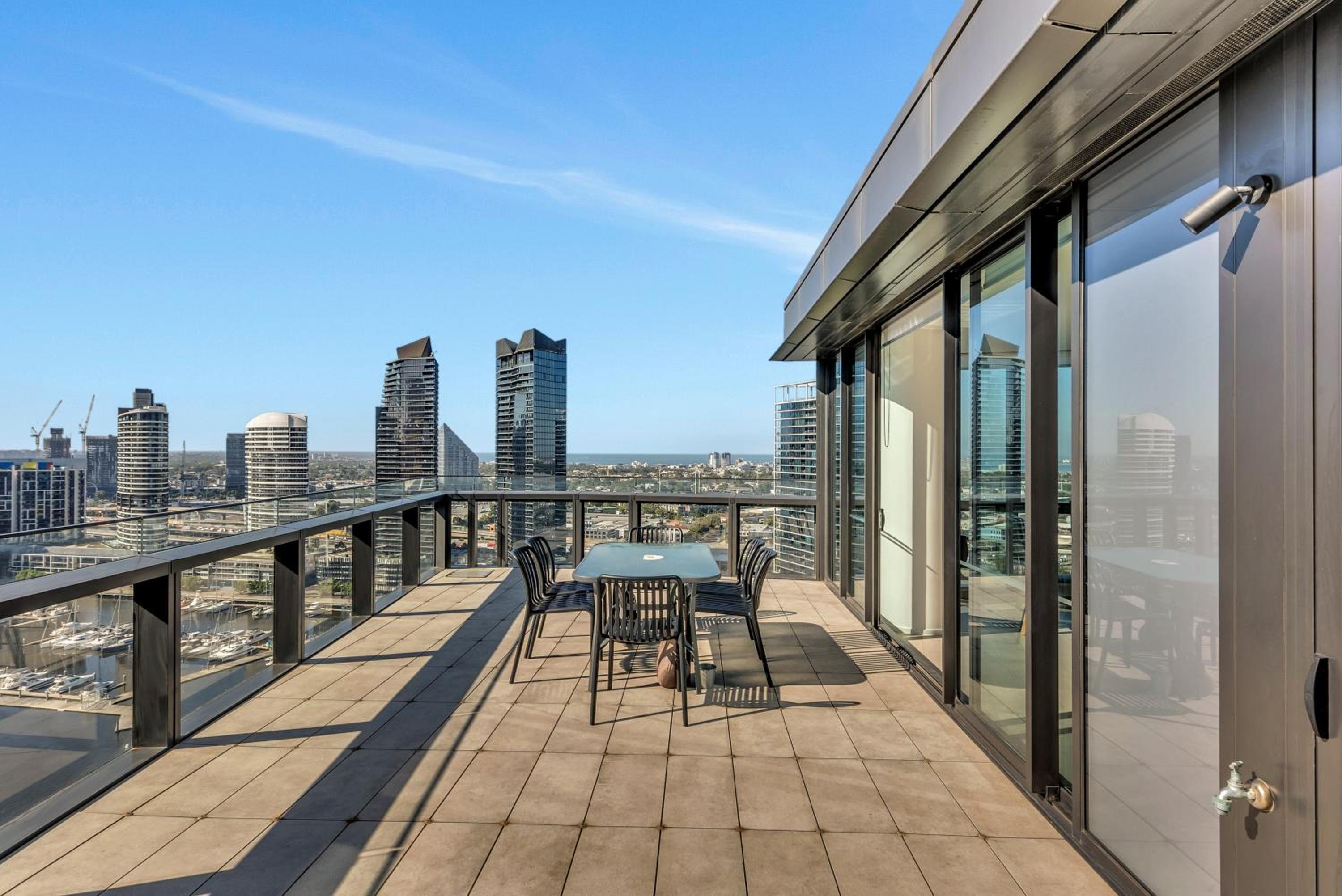 Platinum Sub Penthouse Collection - Photo 29