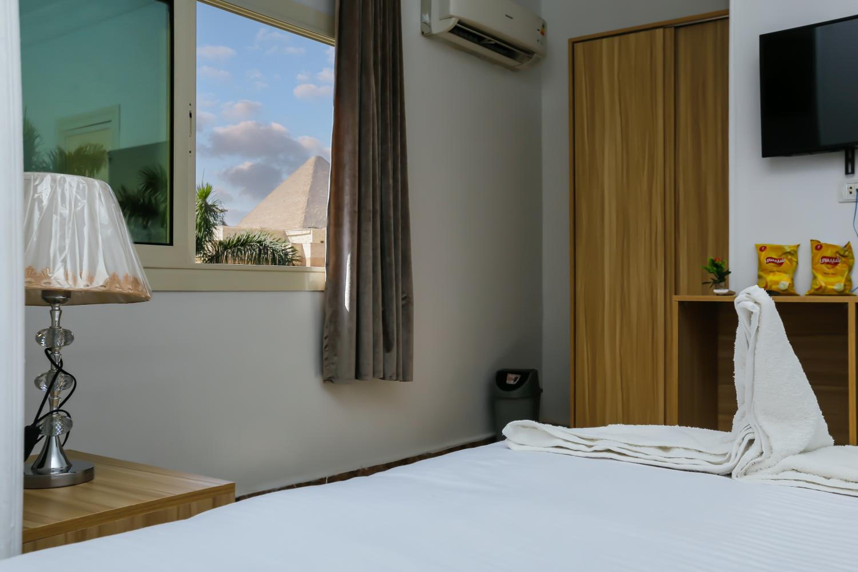 Deluxe Double Or Twin Room photo 1