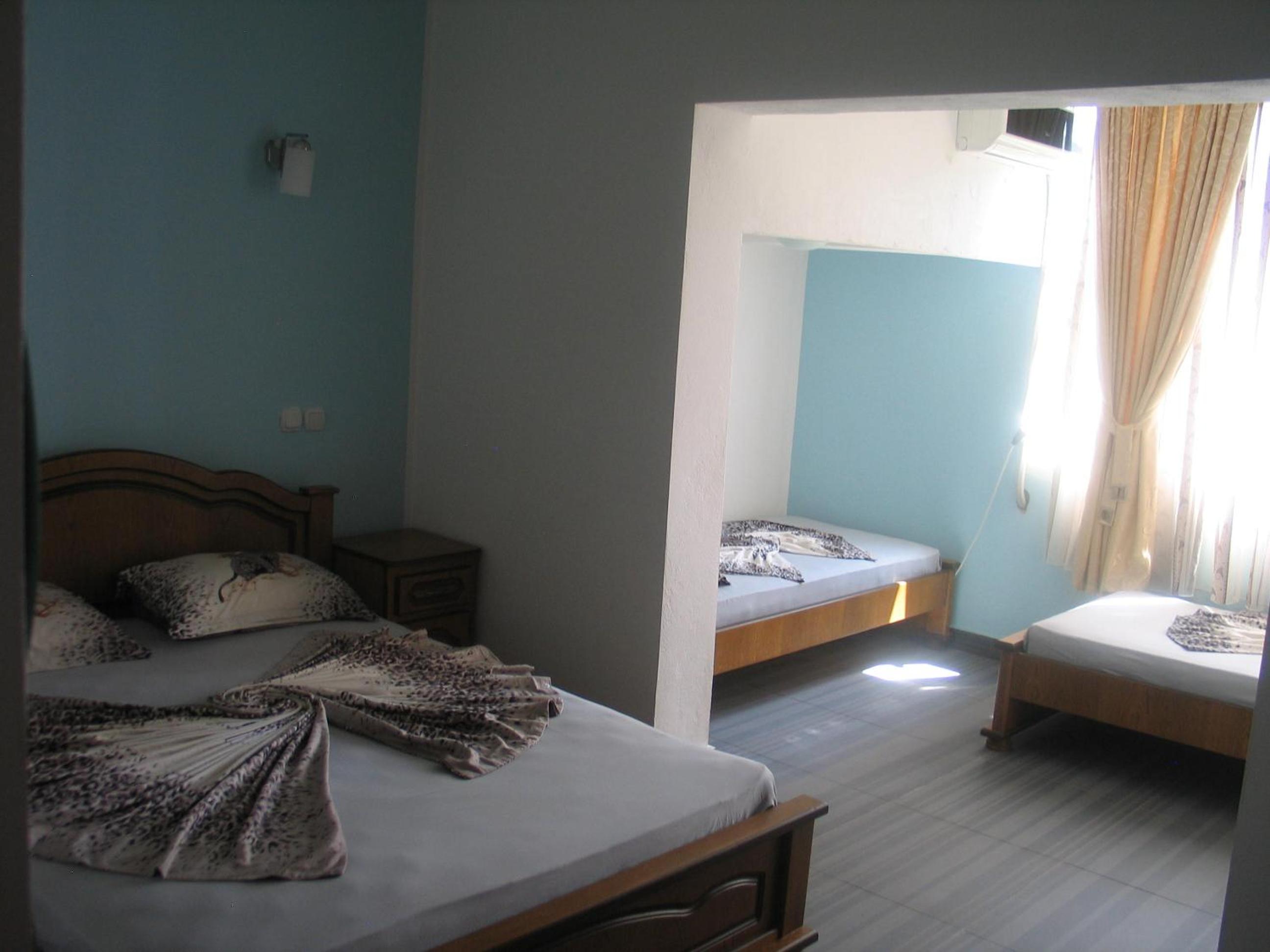 Quadruple Room With Balcony photo 3