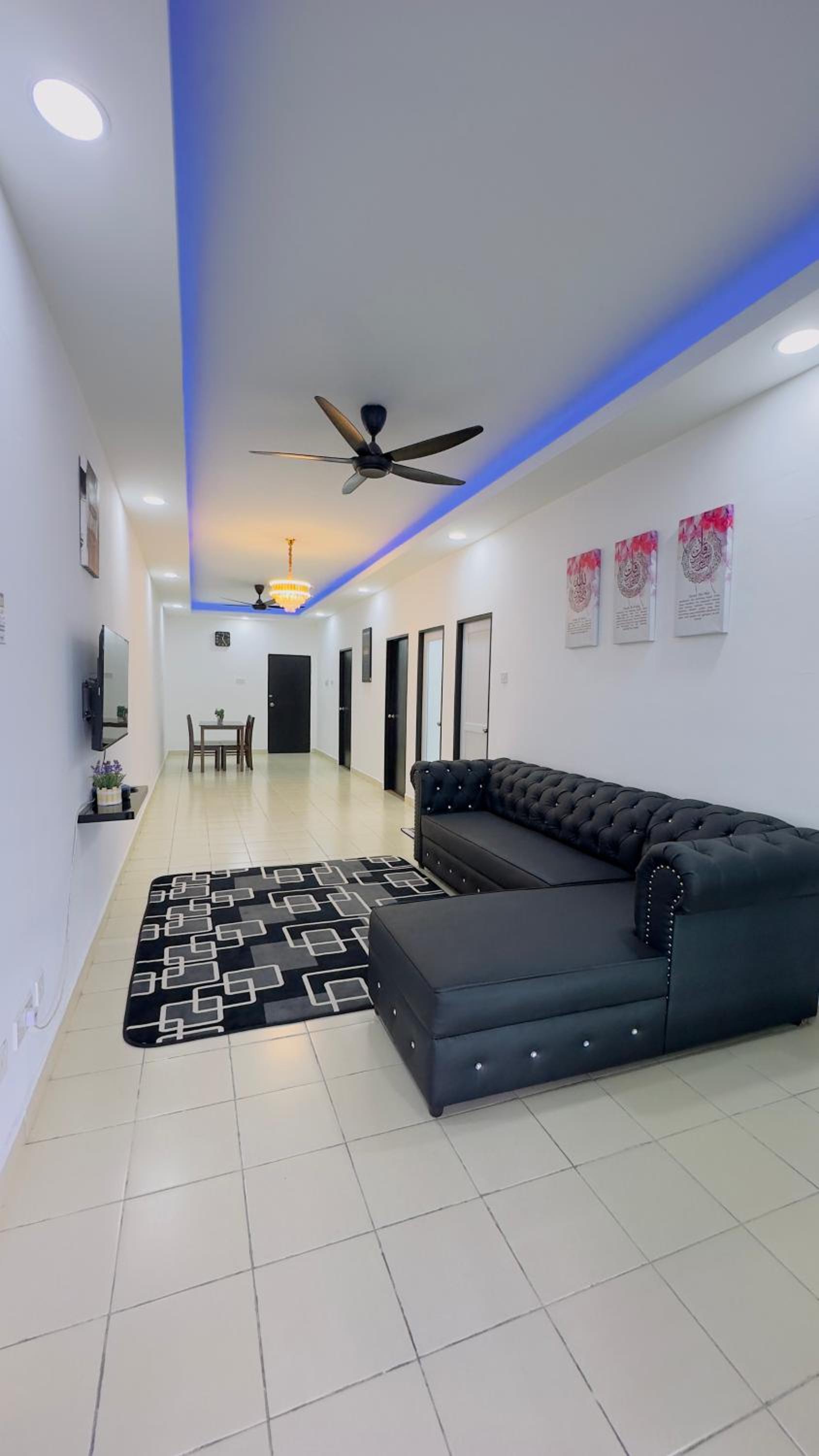 Three-Bedroom House photo 1