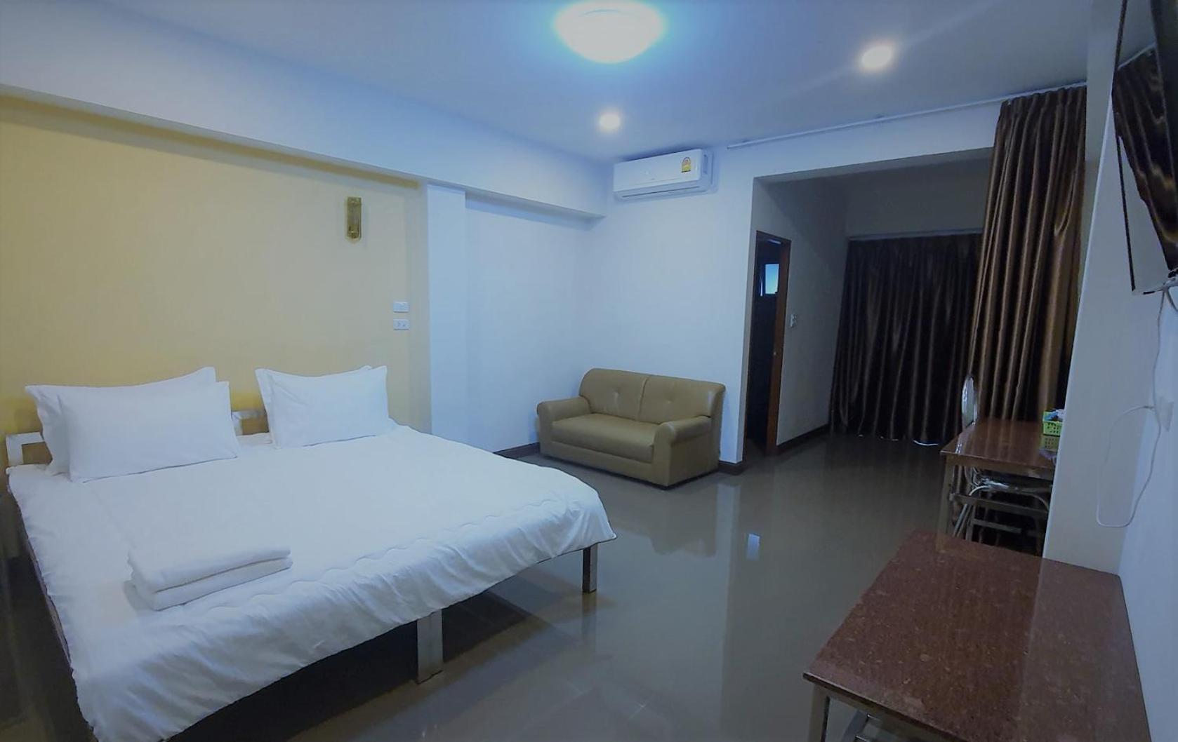 Double or Twin Room - Photo 1