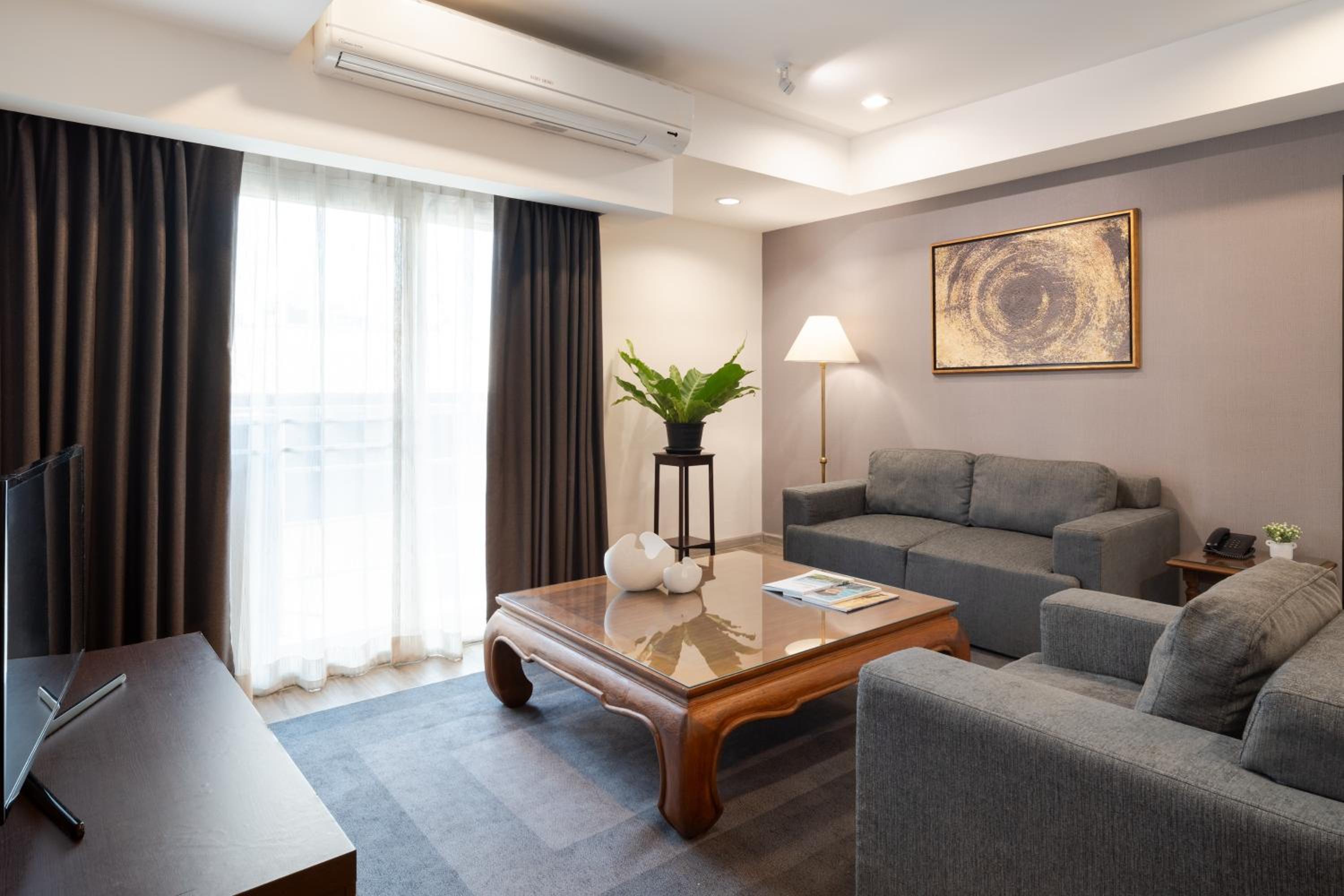 Two-Bedroom Suite photo 3