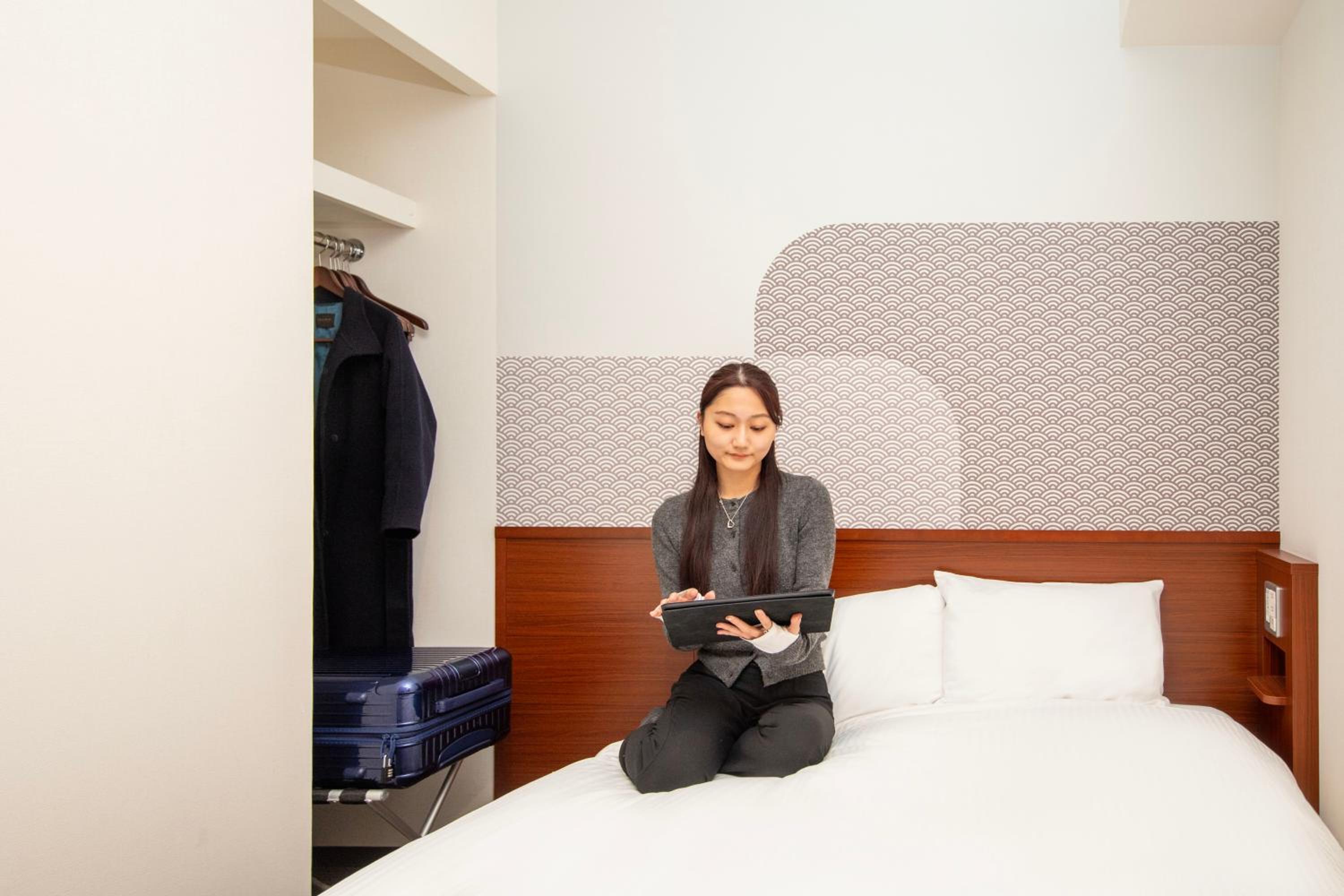 Double Room - Photo 7
