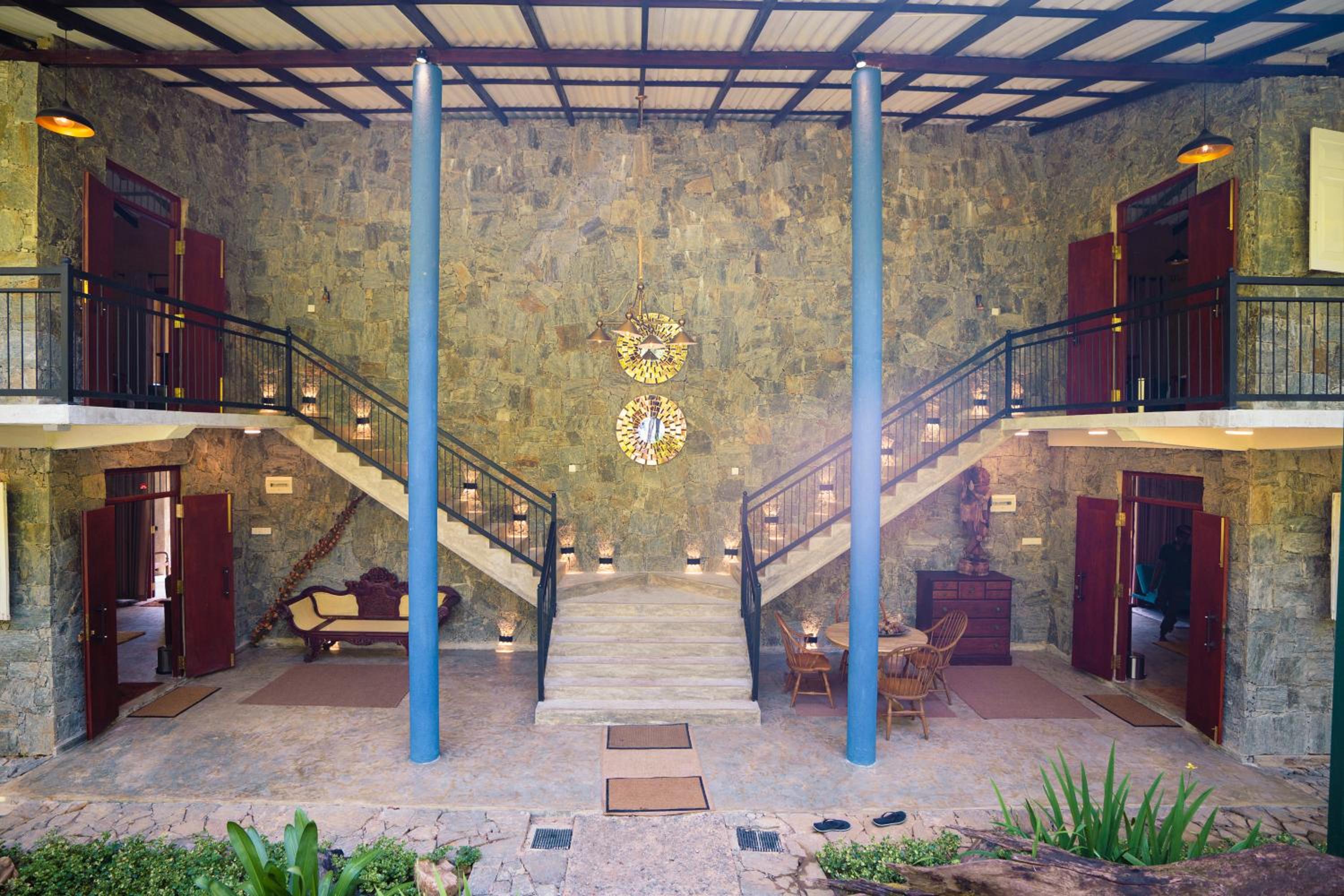 King Suite with Balcony photo 2