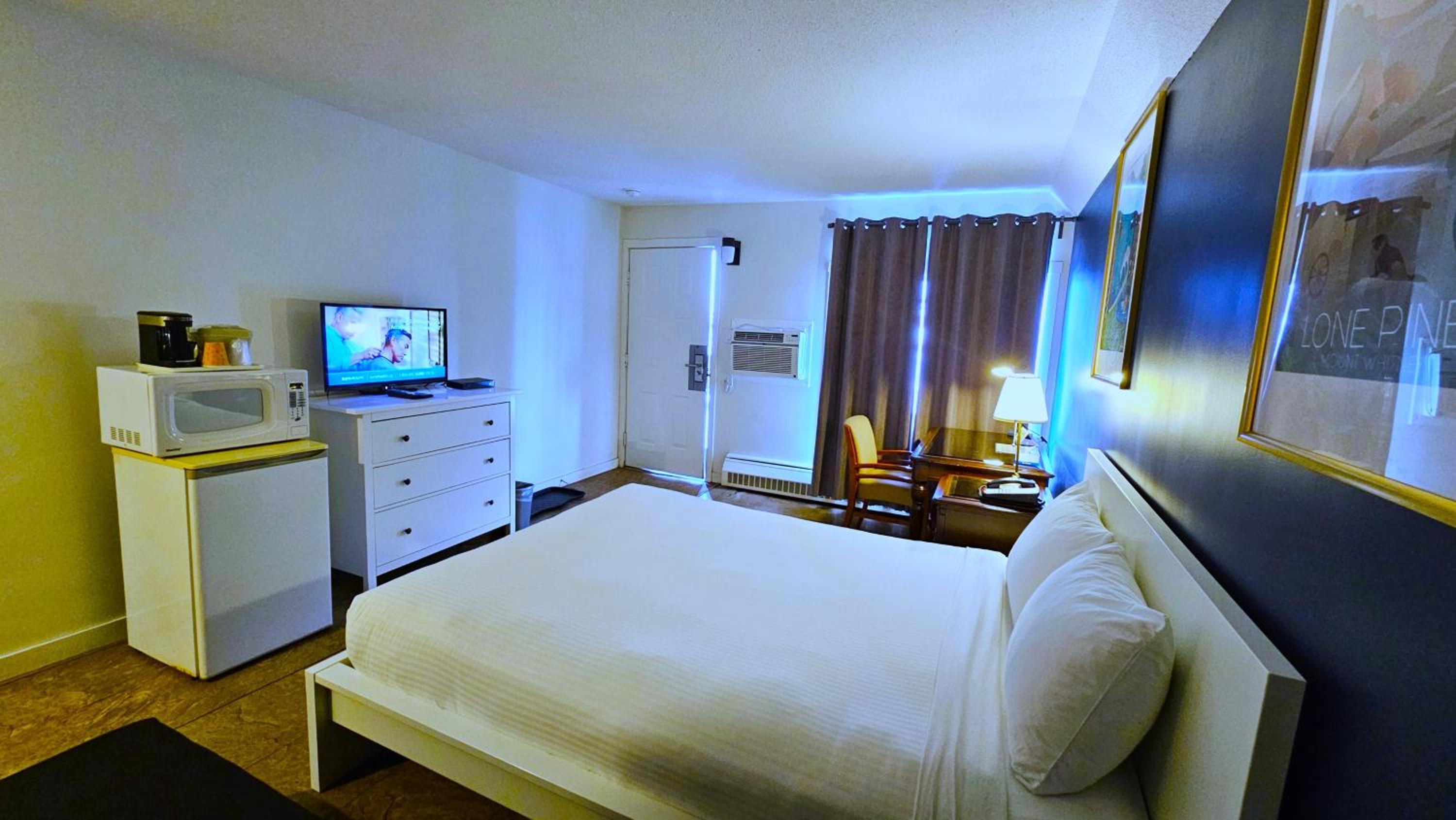 Queen Room photo 3