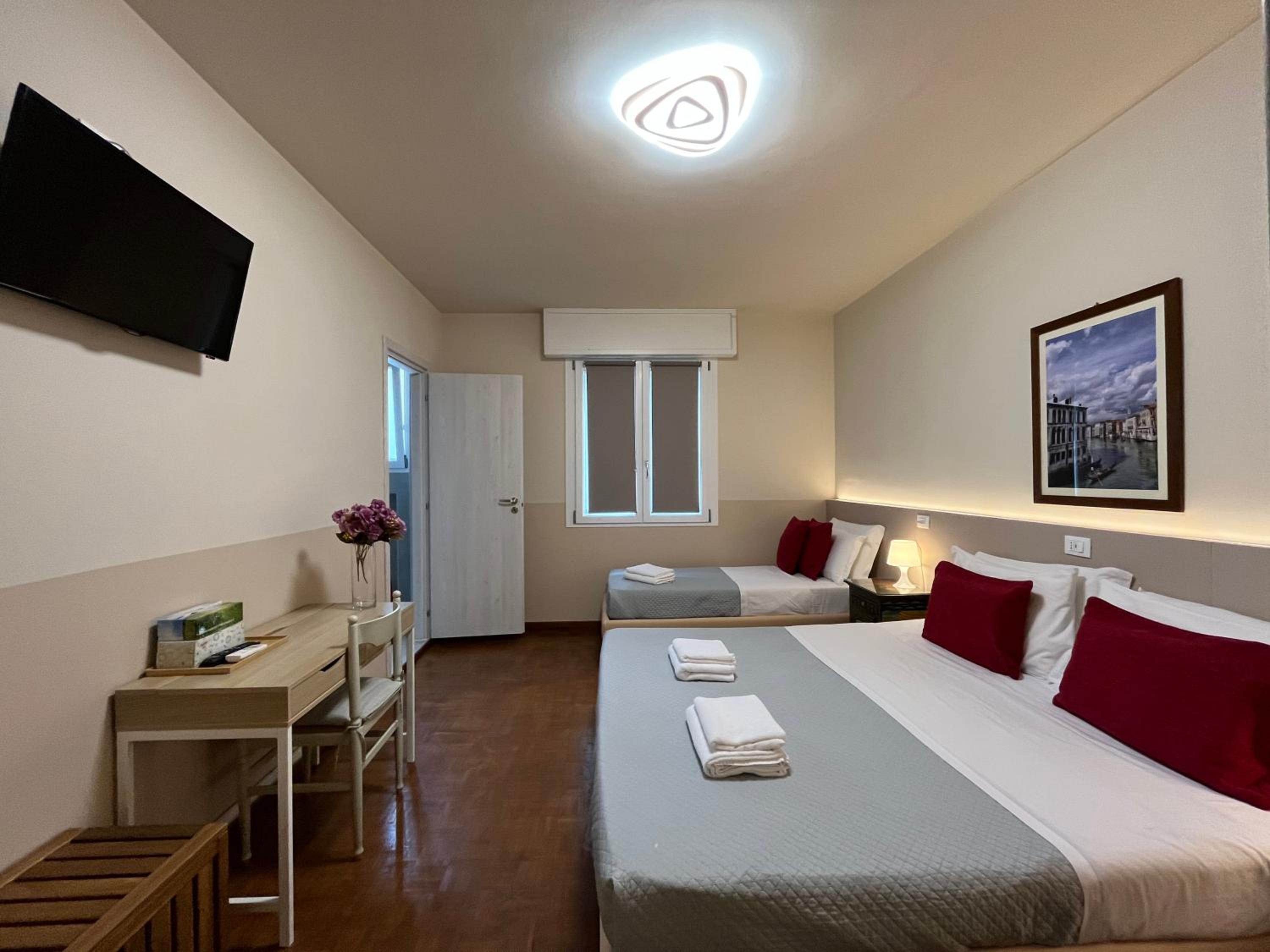 Triple Room with Private Bathroom
