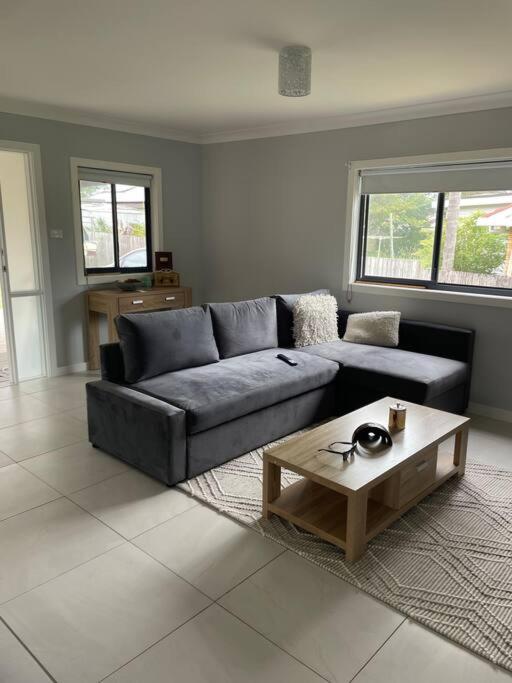 One-Bedroom House photo 1