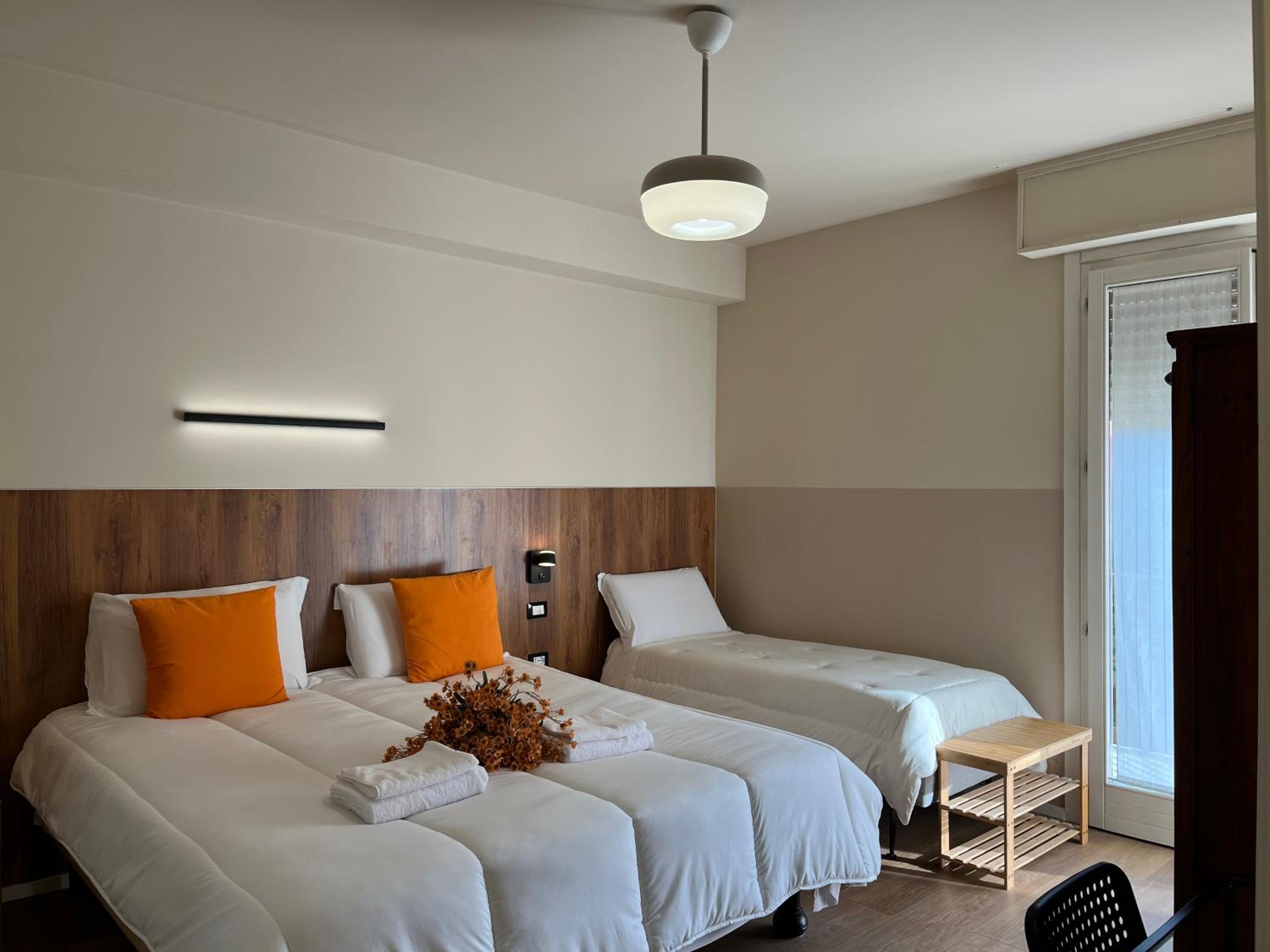 Triple Room with Private Bathroom photo 3