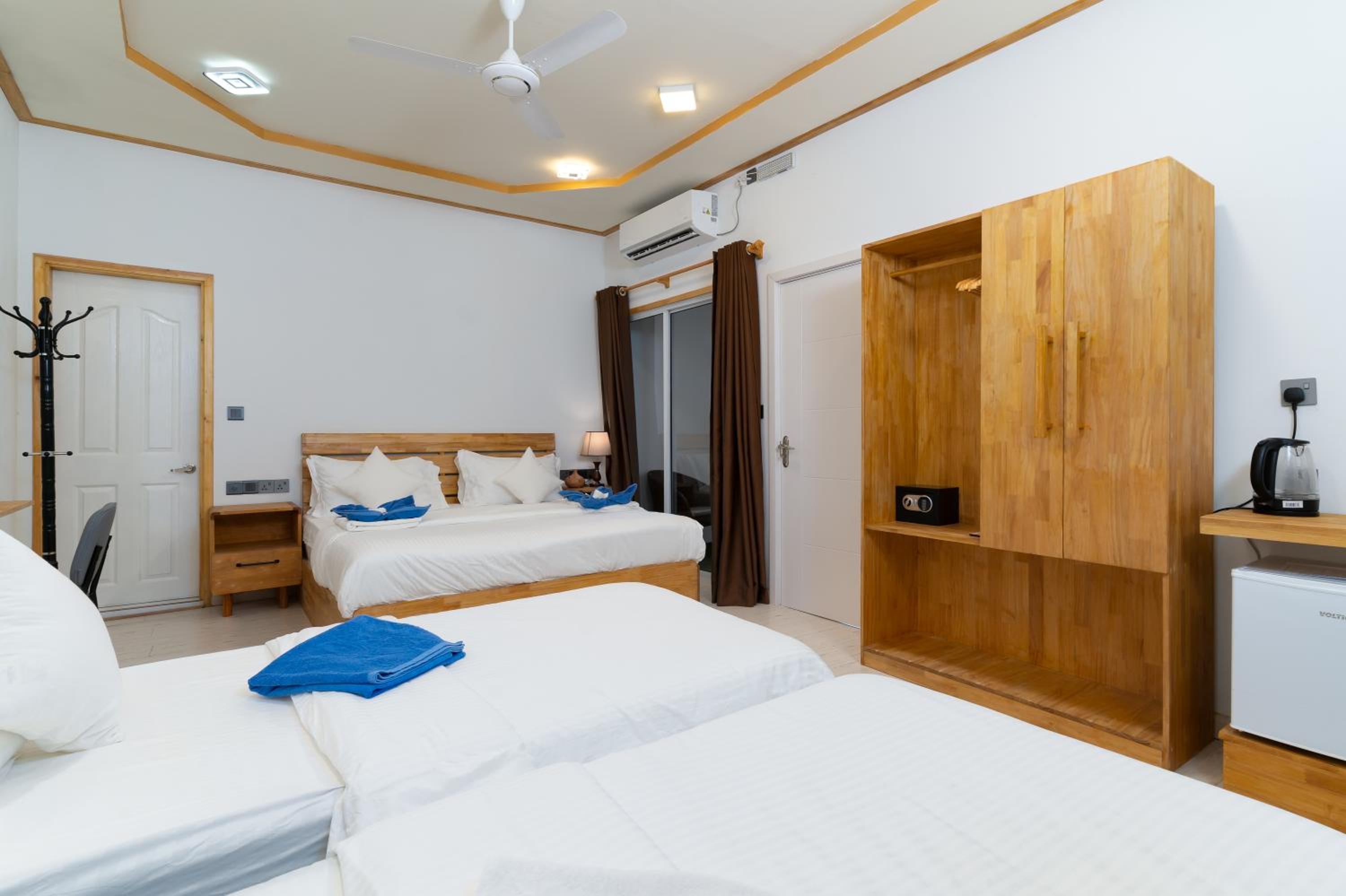 Deluxe Quadruple Room