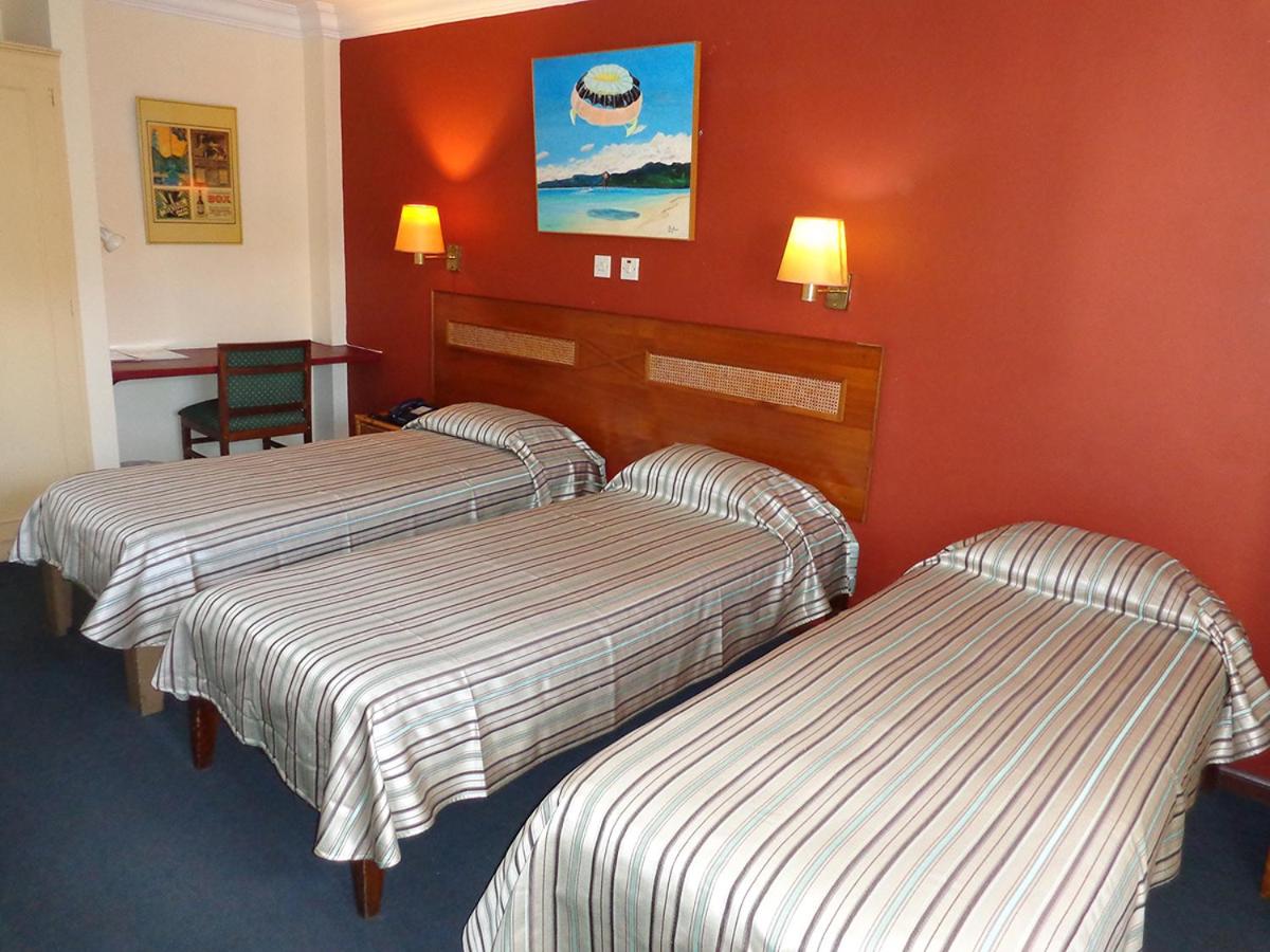 Standard Double Room - Photo 4