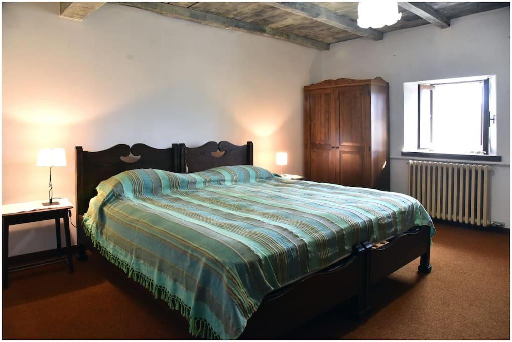 Three-Bedroom House photo 1