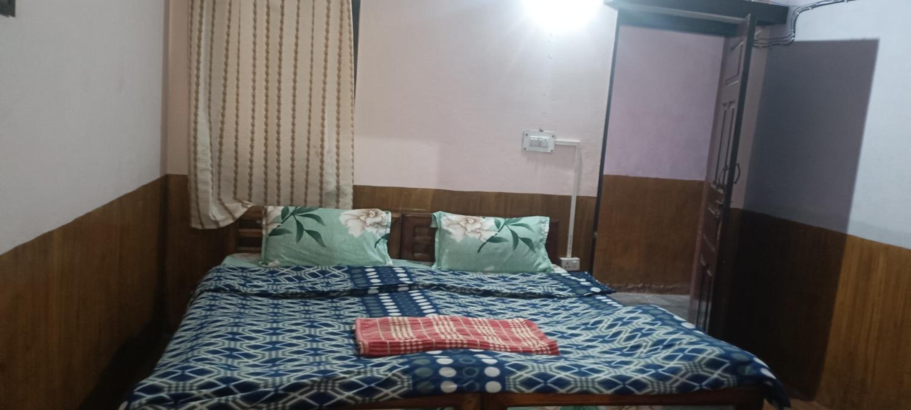 Four-Bedroom House photo 1