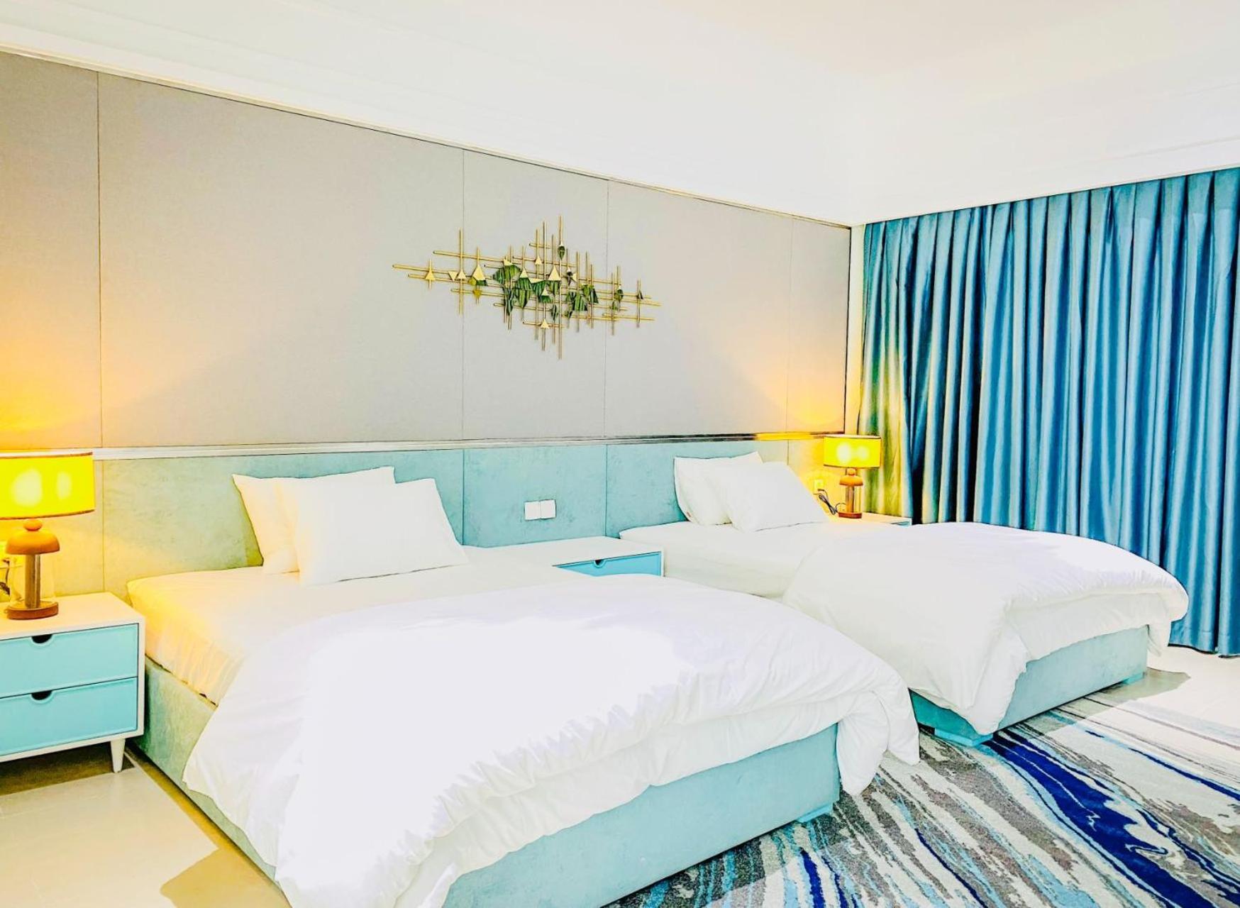 Standard Twin Room - Photo 3