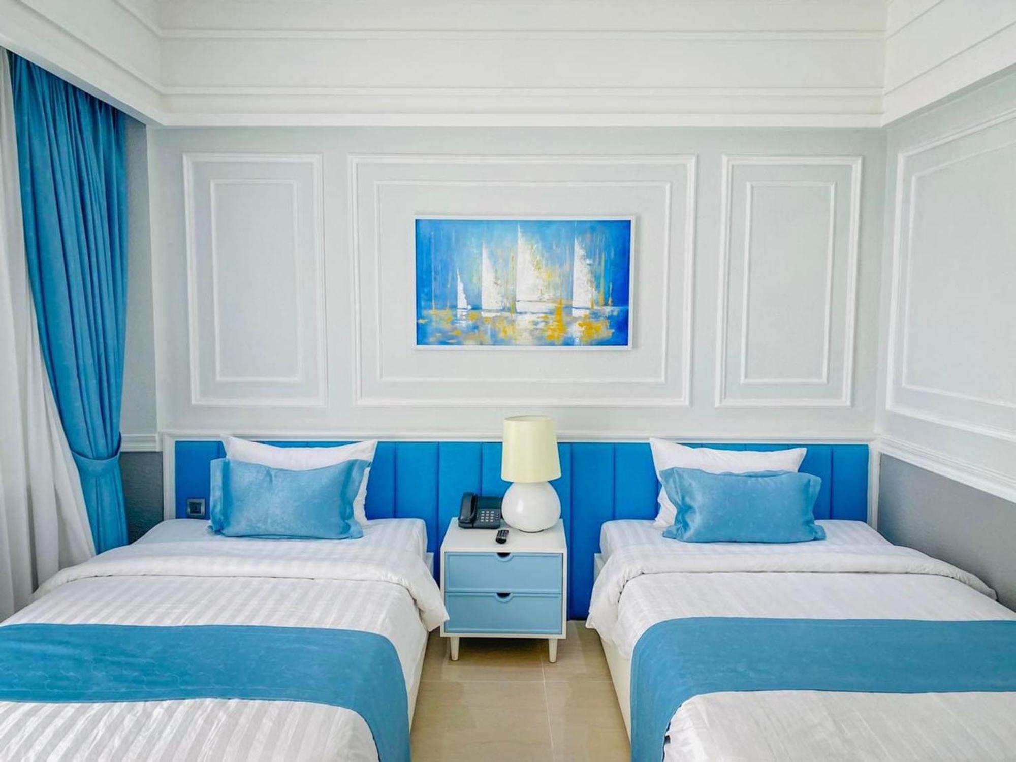 Standard Twin Room - Photo 1