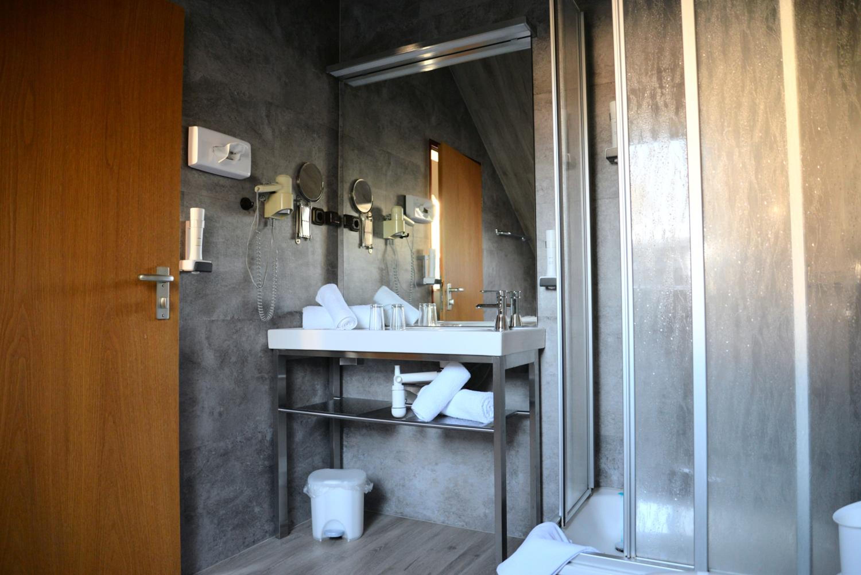 Superior Triple Room - Photo 3