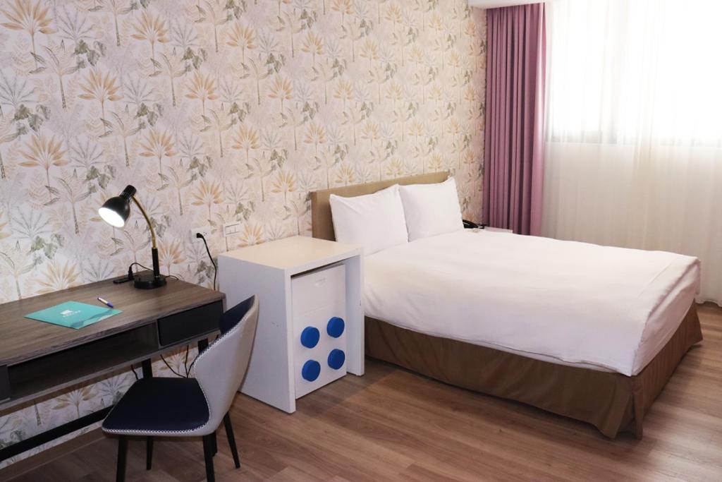 Standard Double Room - Photo 3