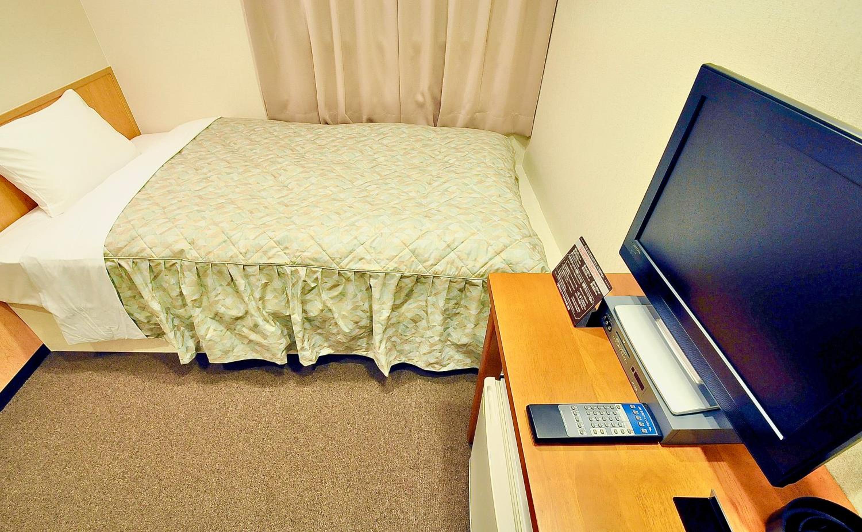 Single Room 3 - Non-Smoking