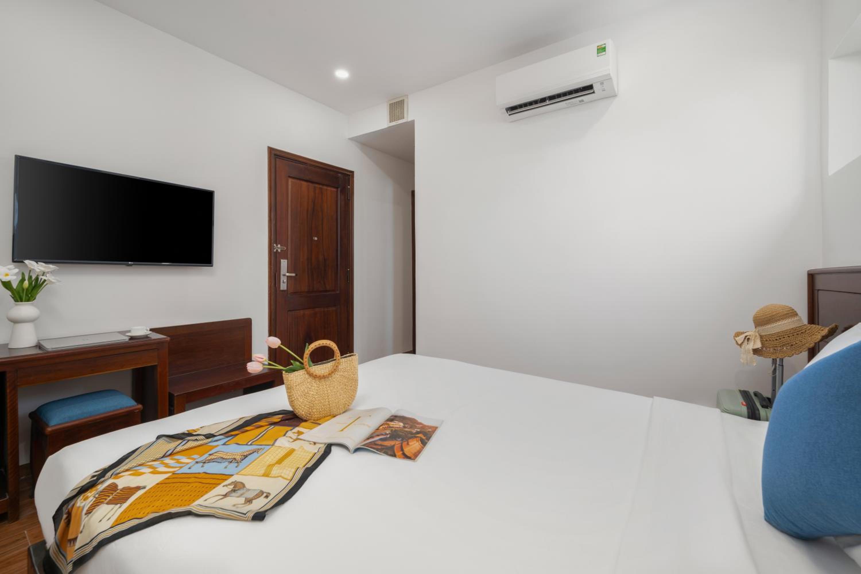 Standard Double Room - Photo 3