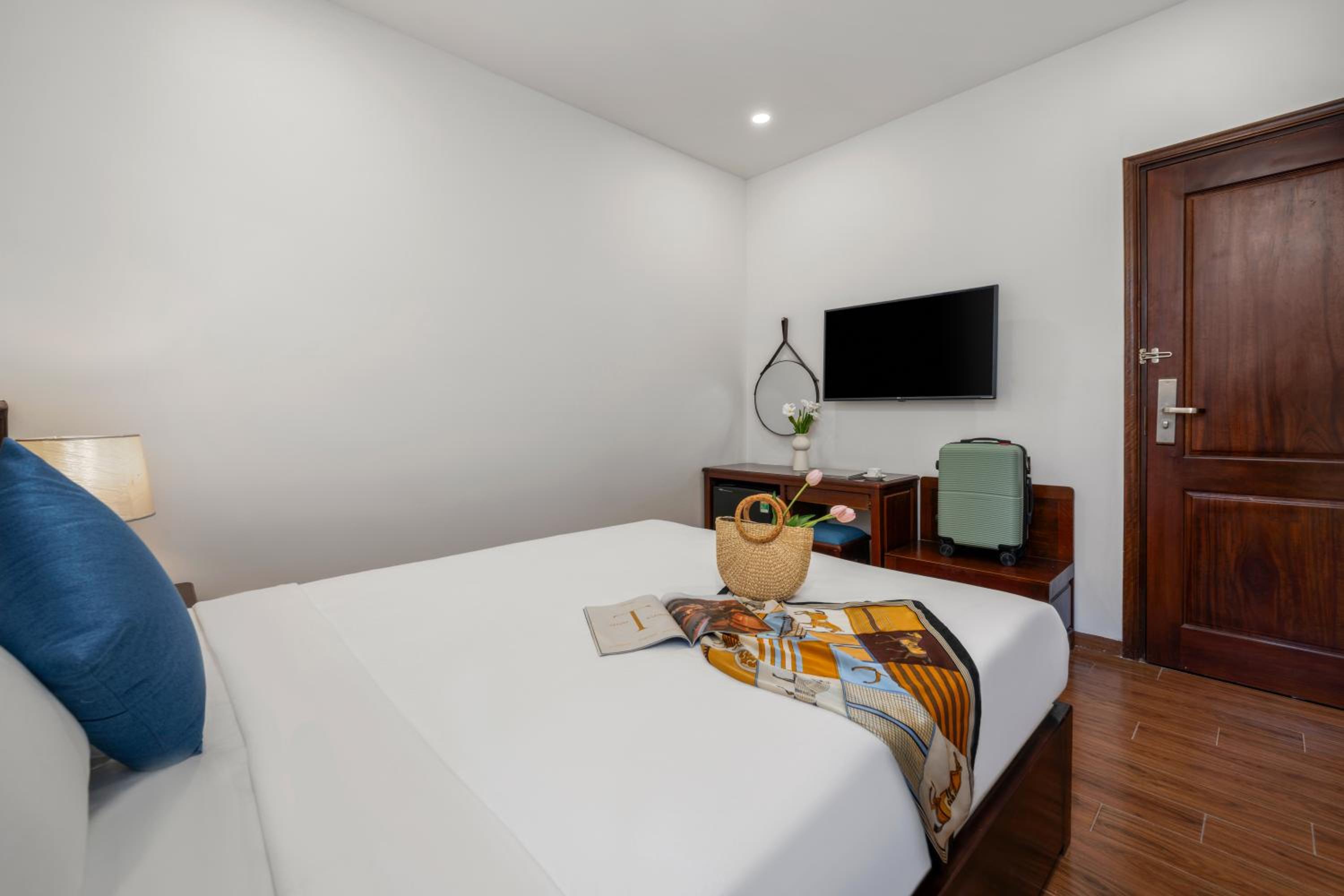 Standard Double Room - Photo 4