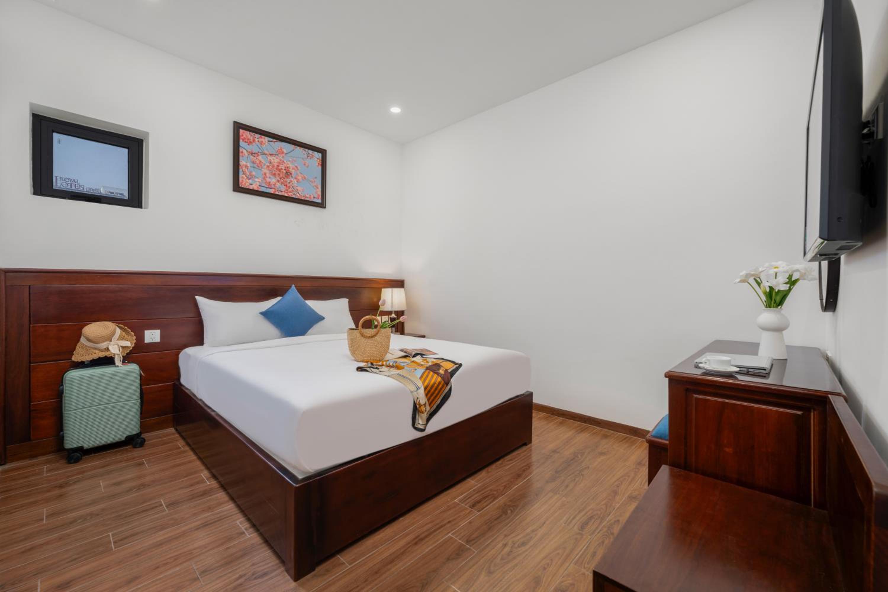 Standard Double Room - Photo 2