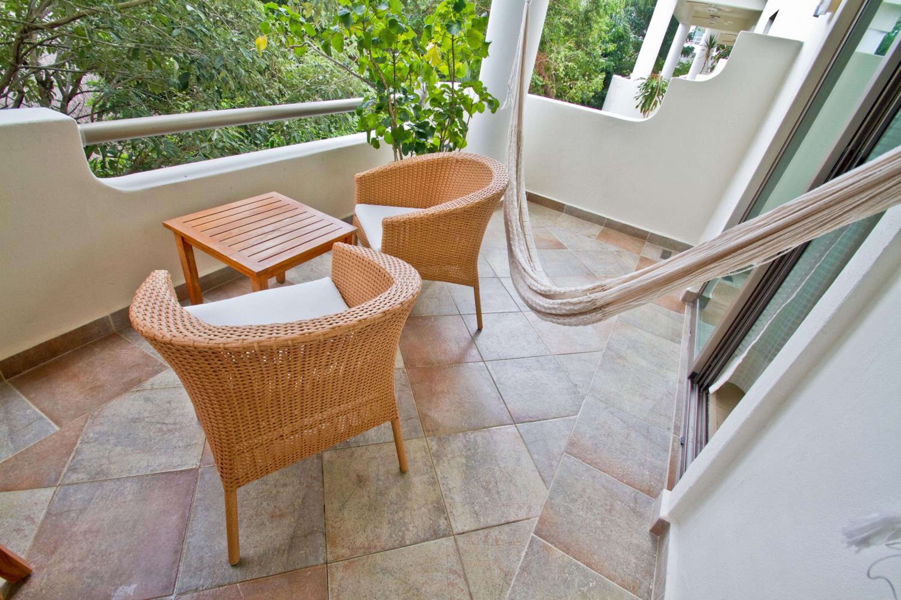 Riviera Two-Bedroom Apartment - Photo 2