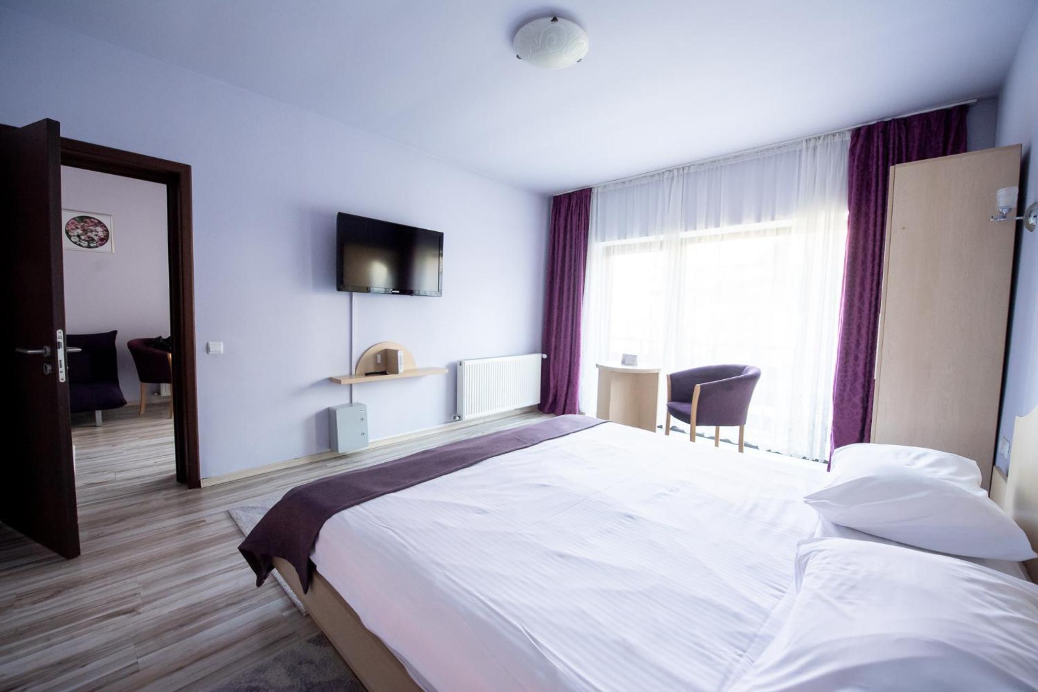 Superior Double Room - Photo 3