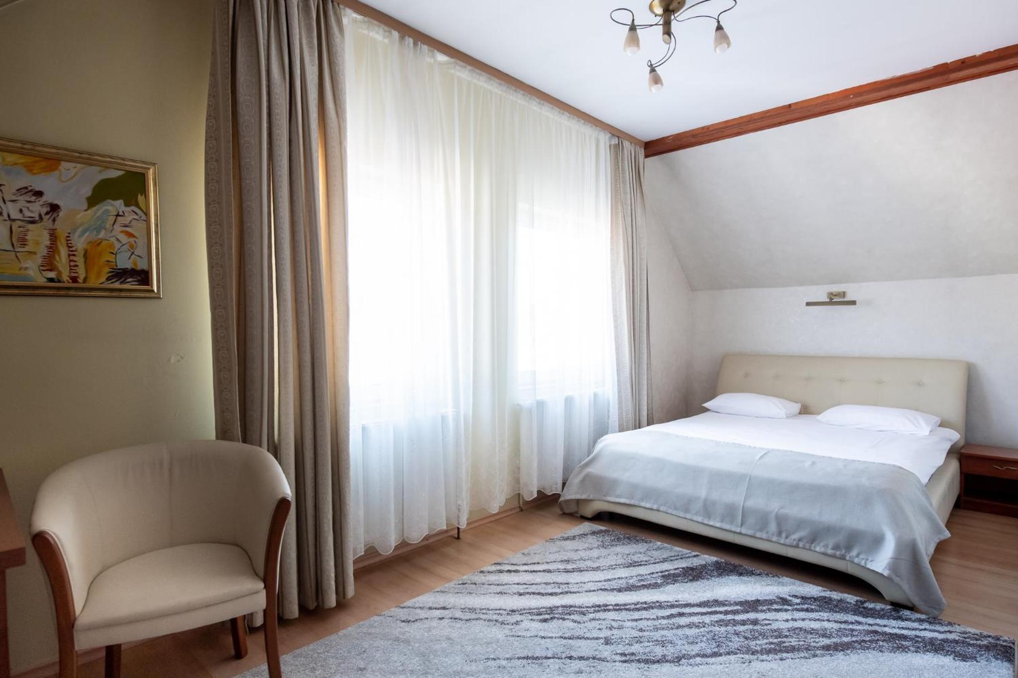 Standard Double Room - Photo 1