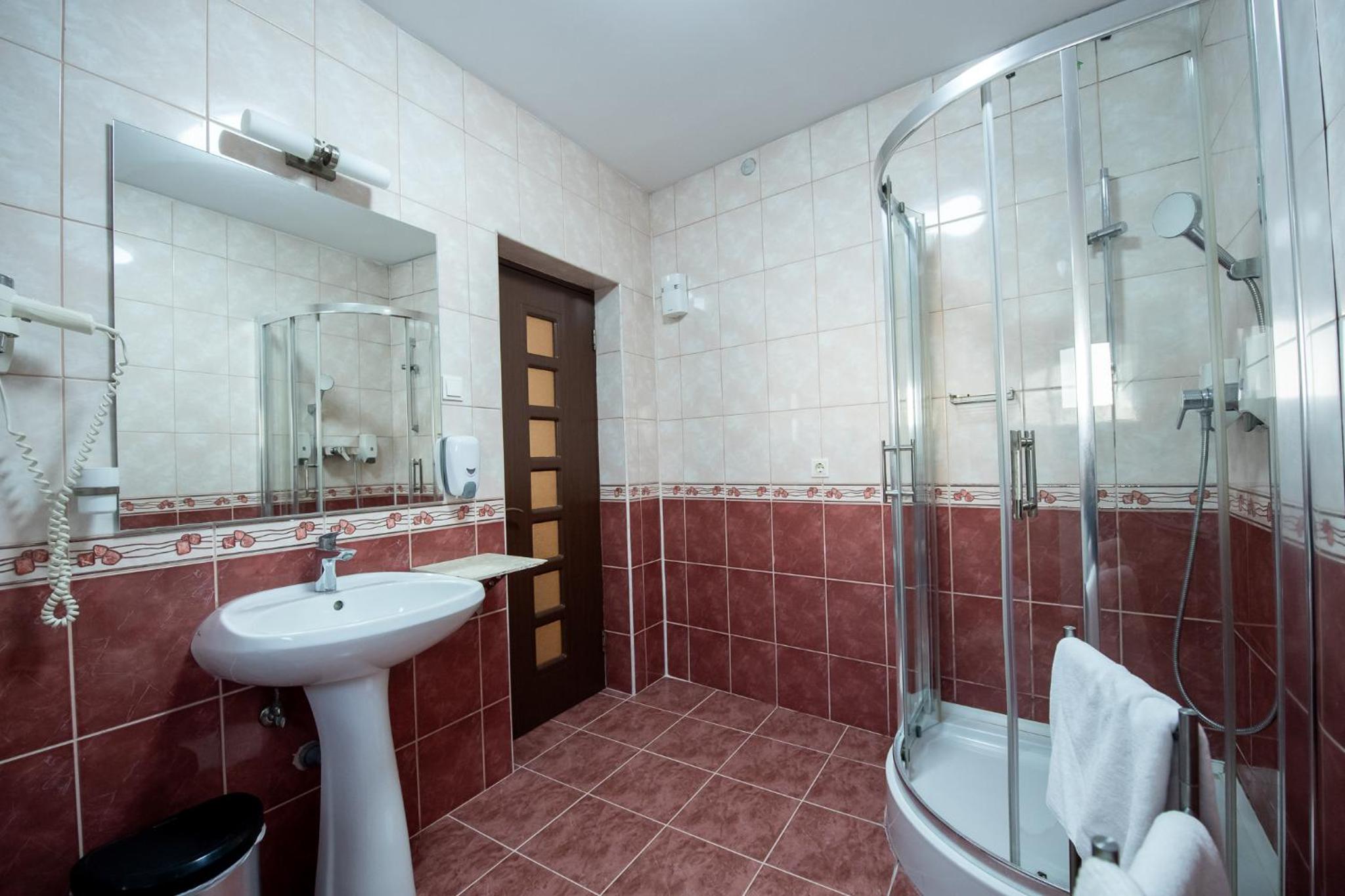Standard Double Room - Photo 3