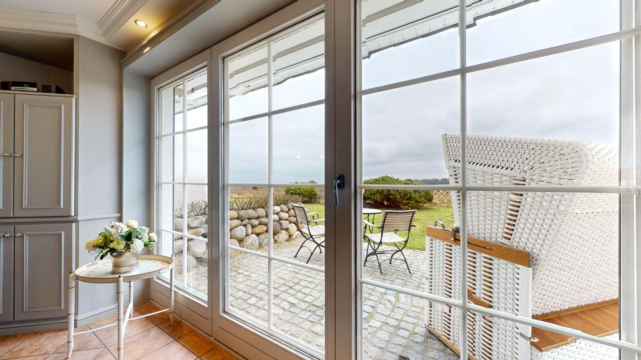 Apartment with Sea View photo 3