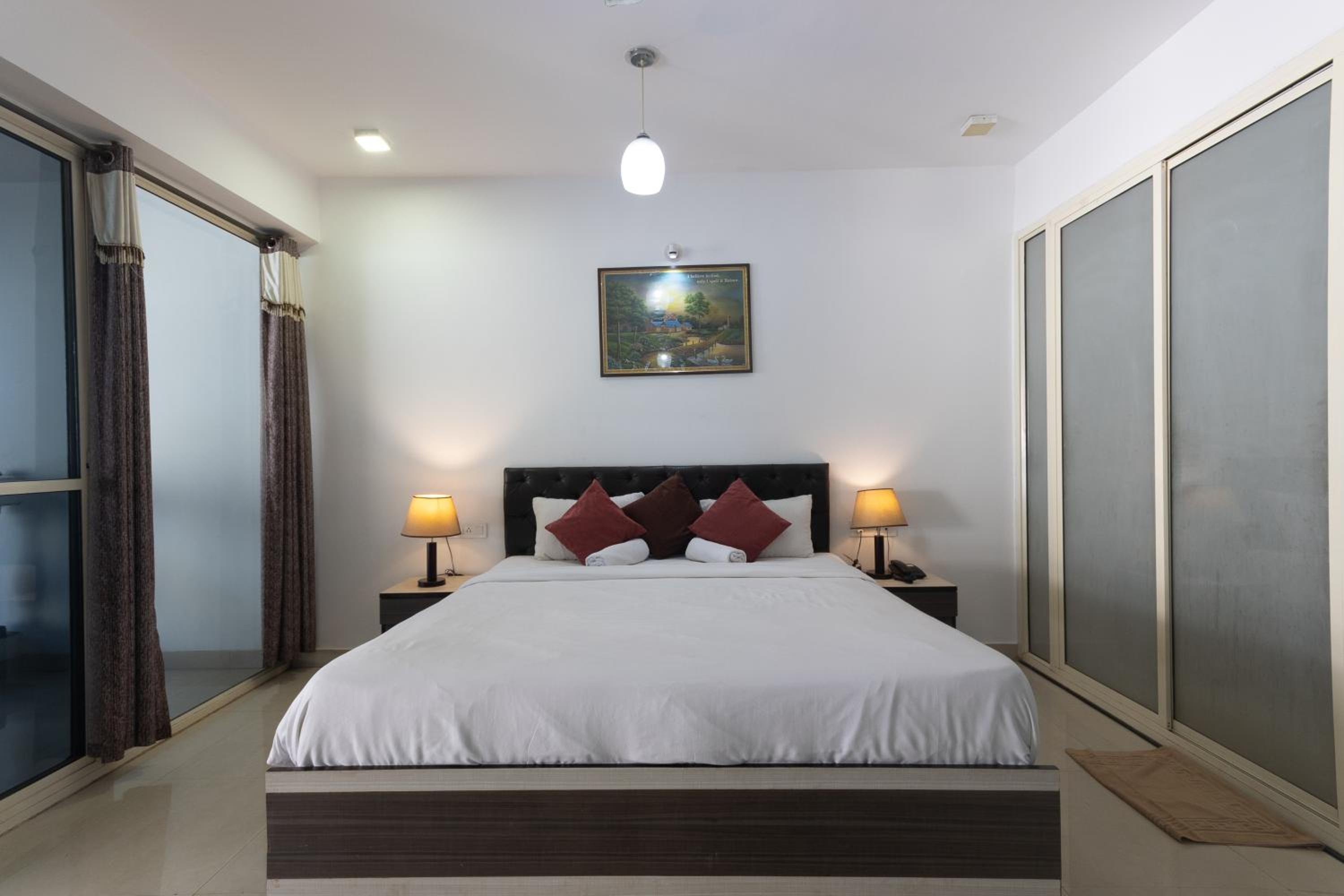 Suite with River View - Photo 5