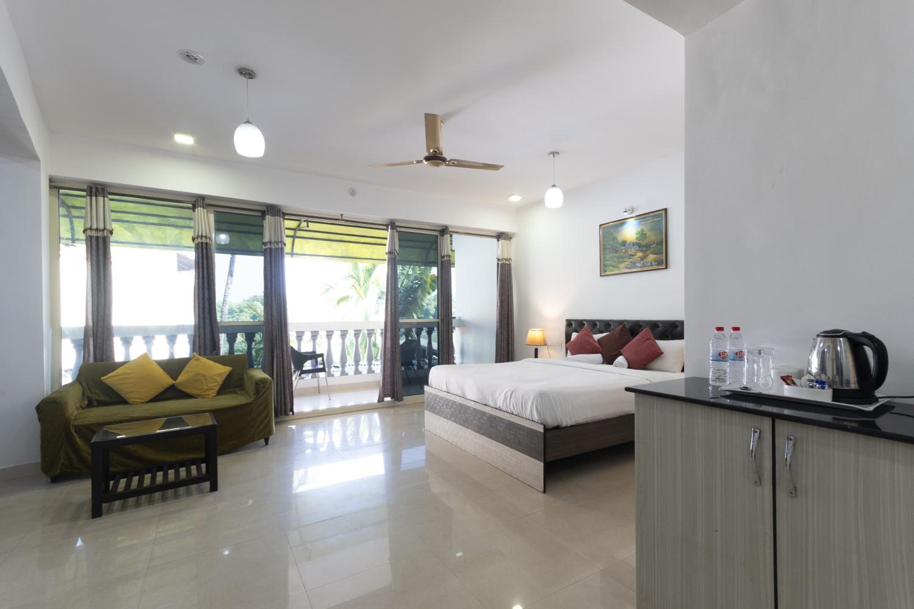 Suite with River View - Photo 3