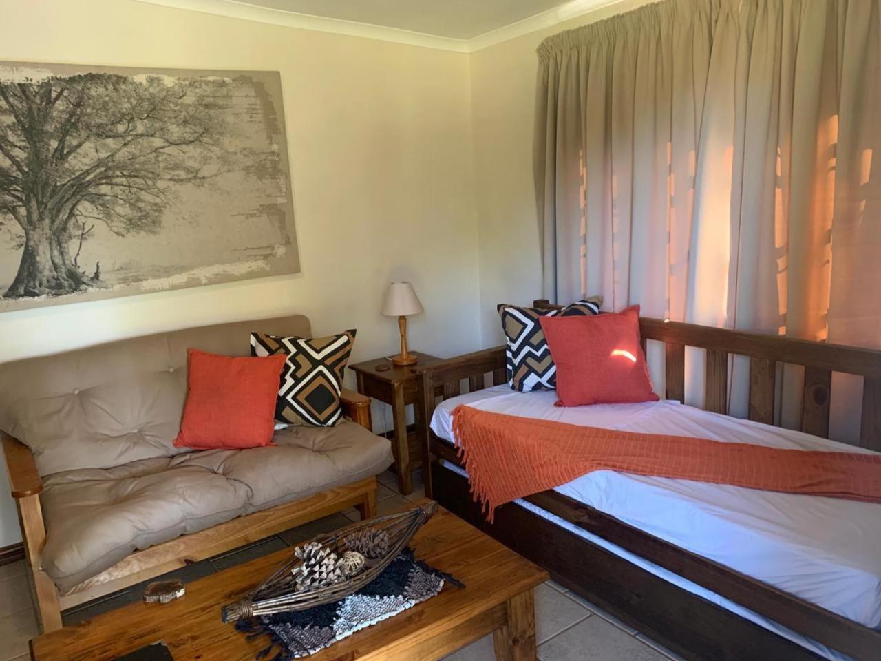 Deluxe Family Room photo 1
