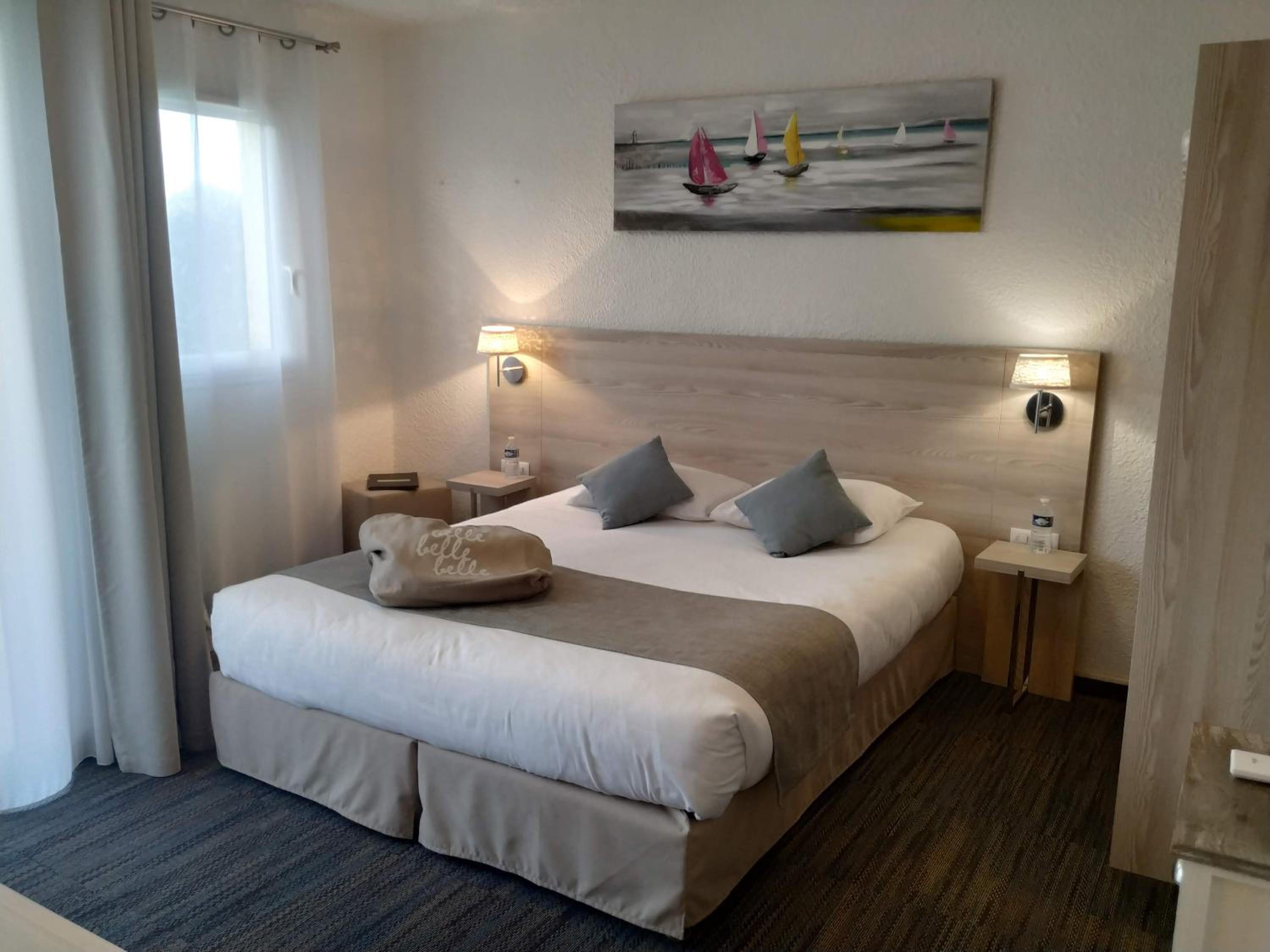Double Room - Photo 2