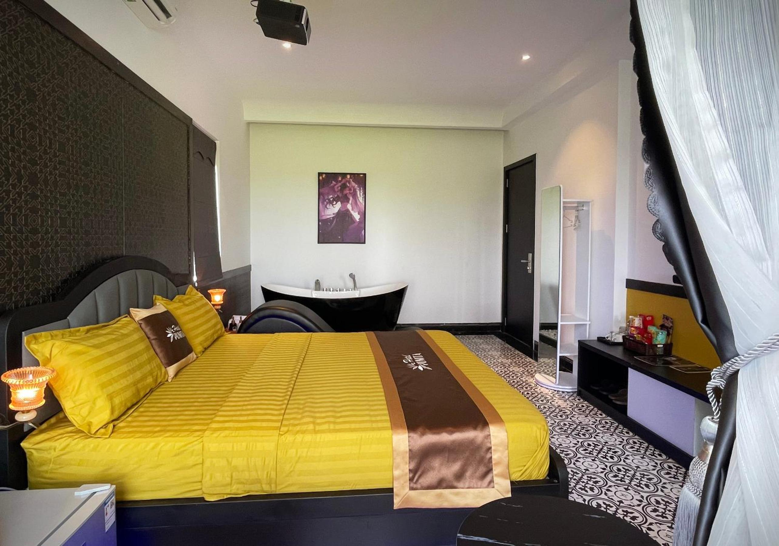 King Room with Spa Bath photo 2