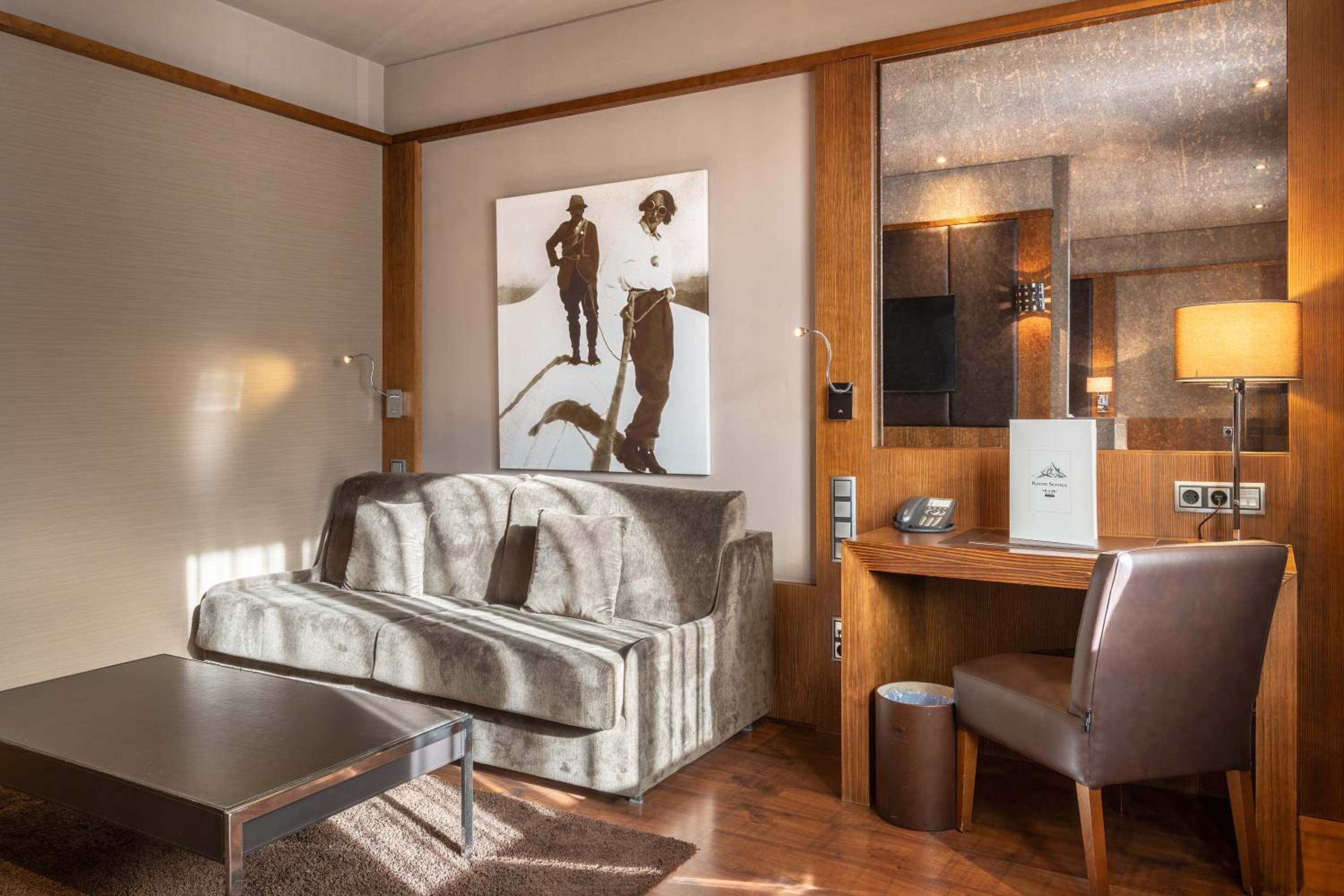 Neu Junior Suite 2 Adultos + 1 Niño